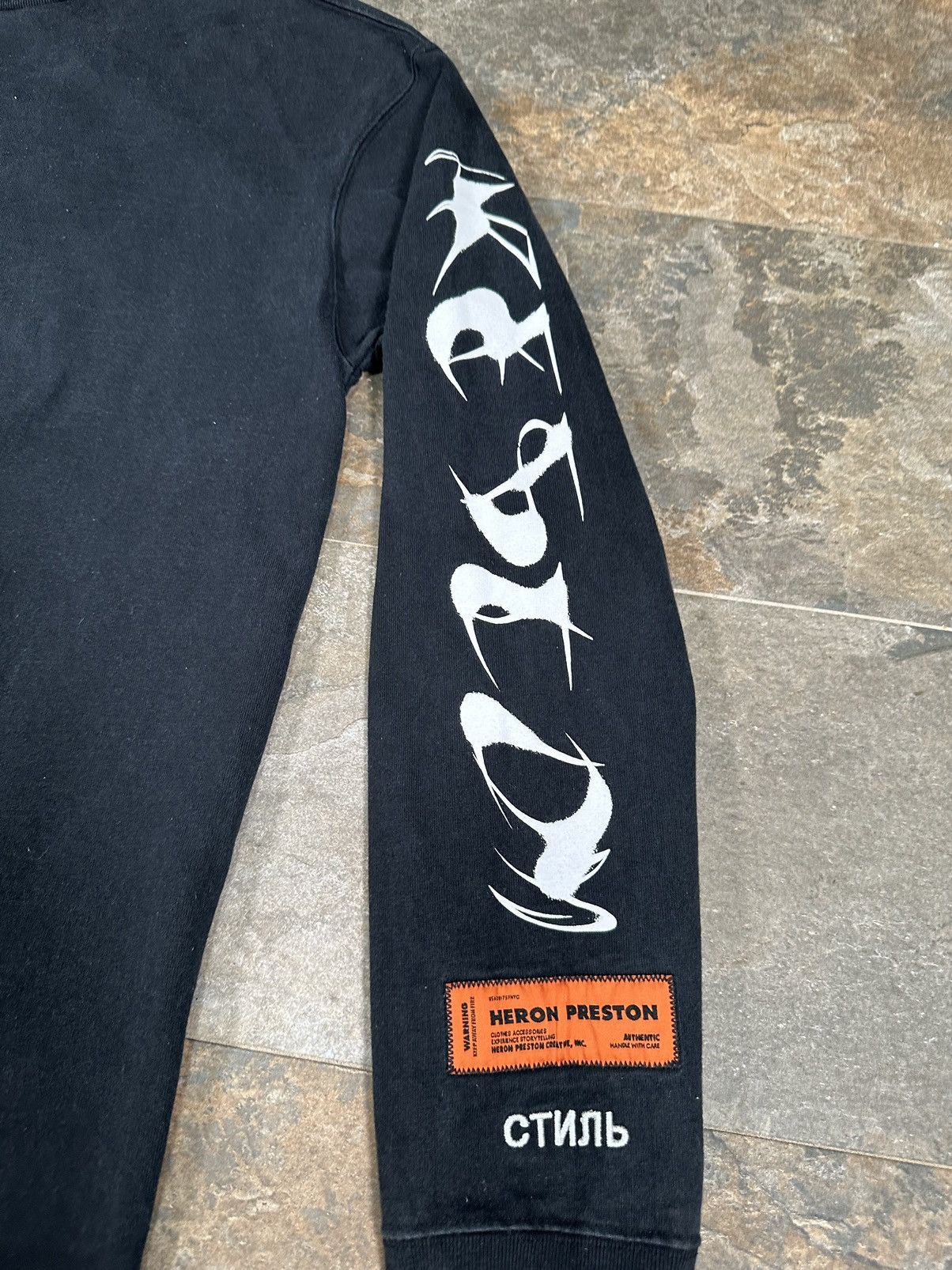 Heron Preston 2021 Heron Preston Mockneck Logo Detail Long Sleeve Tee Size US M / EU 48-50 / 2 - 2 Thumbnail
