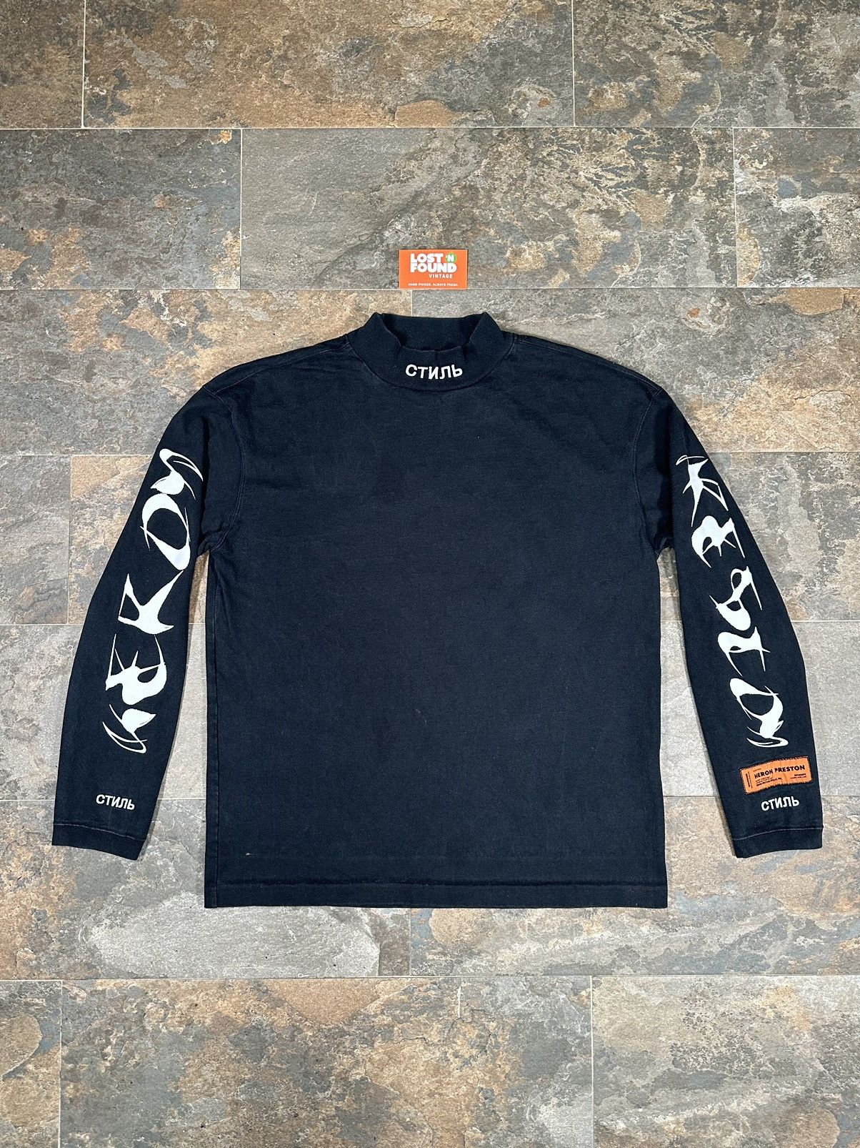 Heron Preston 2021 Heron Preston Mockneck Logo Detail Long Sleeve Tee Size US M / EU 48-50 / 2 - 1 Thumbnail
