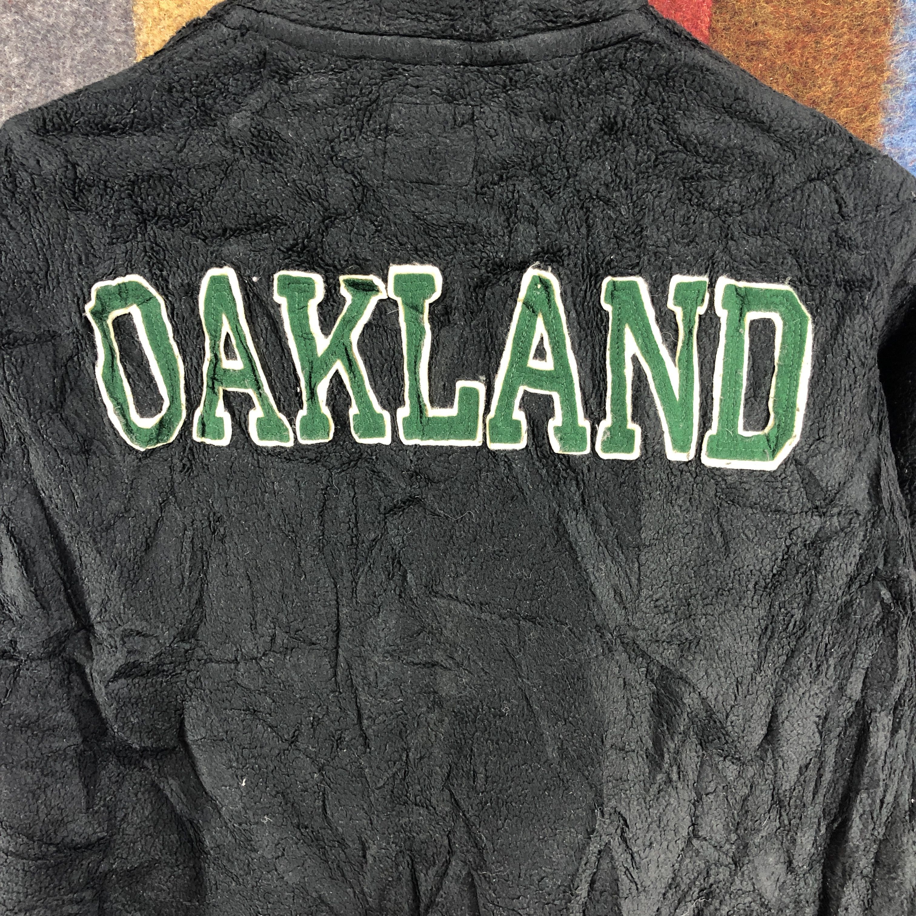 Uniqlo MLB OAKLAND ATHLETICS x UNIQLO Fleece #0103/F Size US M / EU 48-50 / 2 - 8 Thumbnail