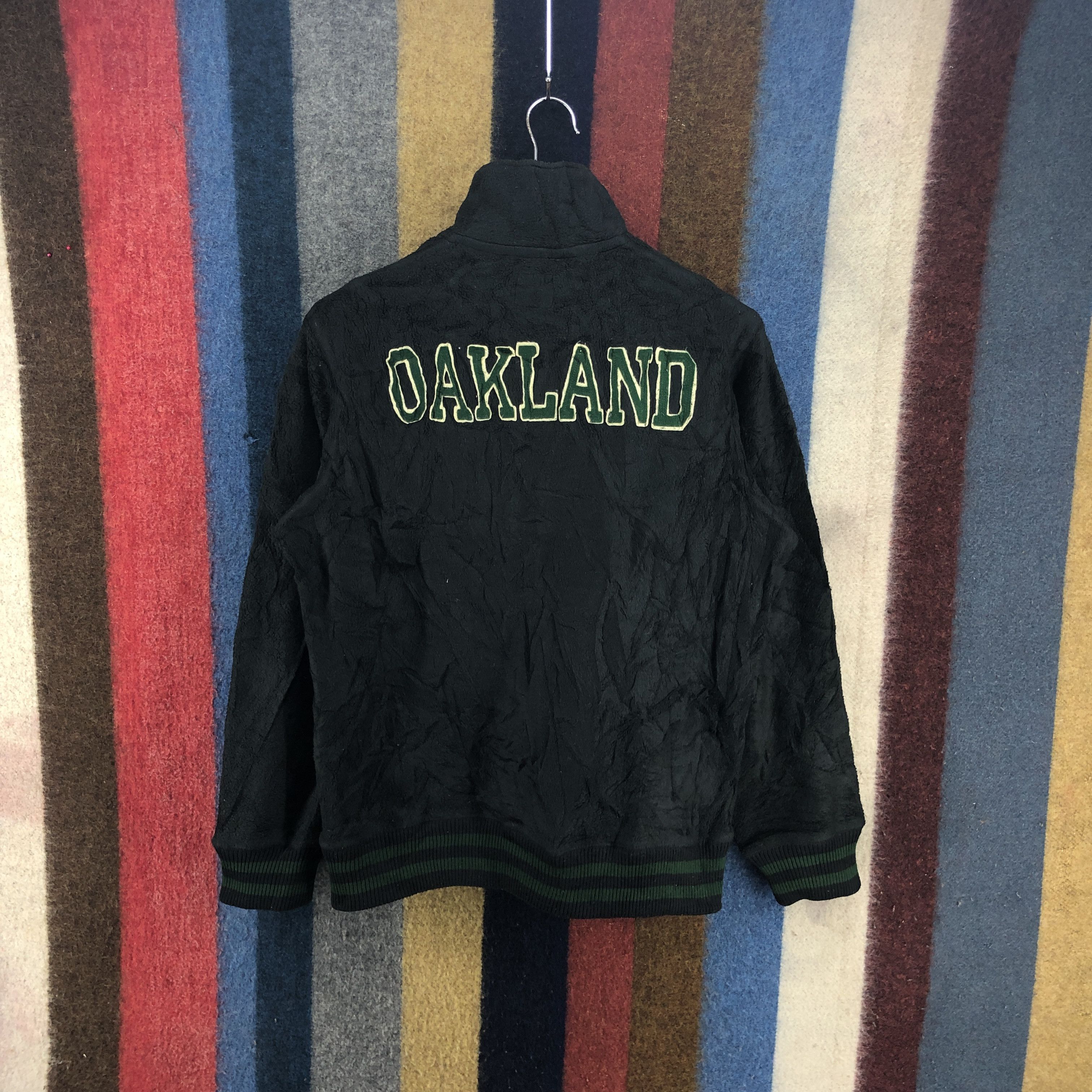 Uniqlo MLB OAKLAND ATHLETICS x UNIQLO Fleece #0103/F Size US M / EU 48-50 / 2 - 7 Thumbnail