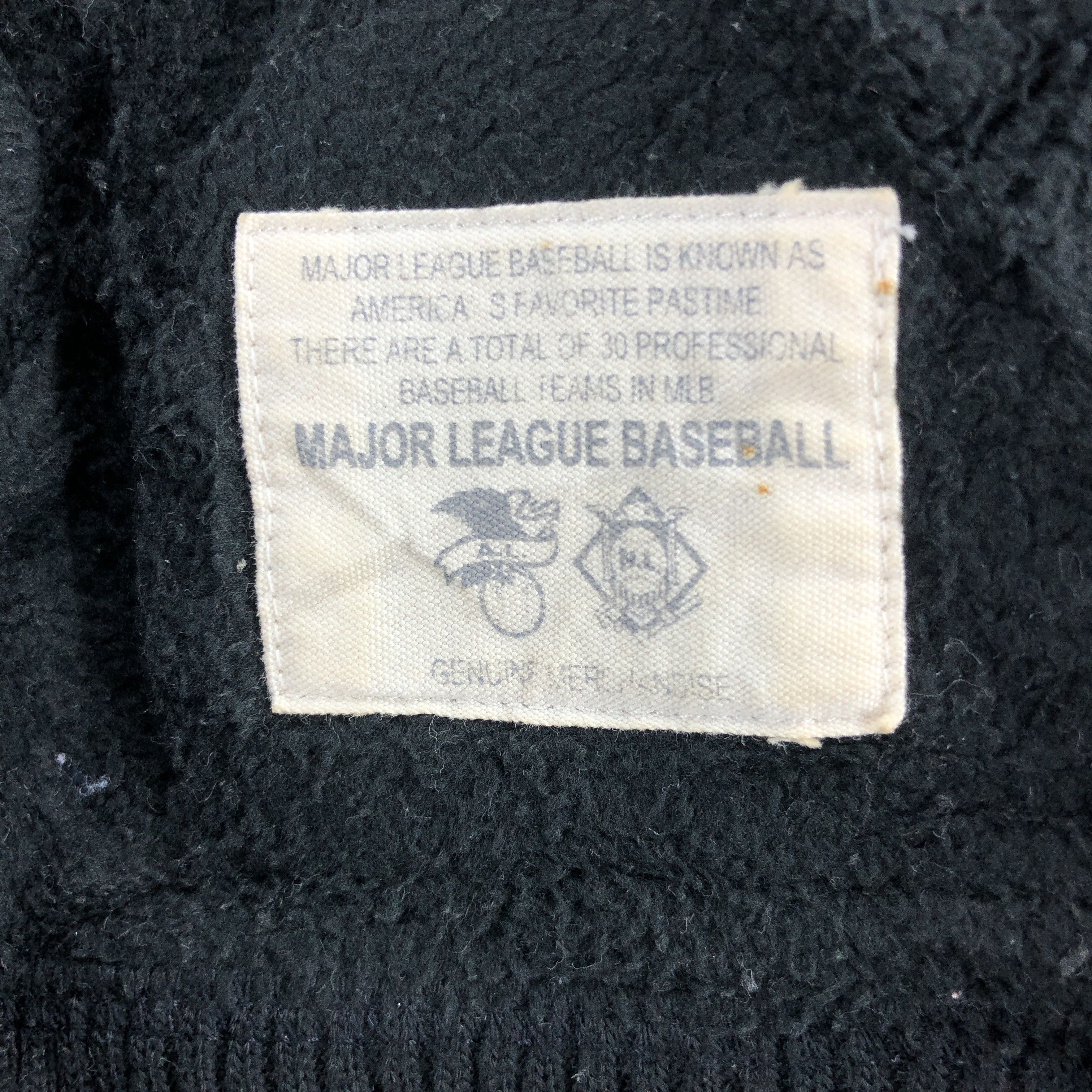 Uniqlo MLB OAKLAND ATHLETICS x UNIQLO Fleece #0103/F Size US M / EU 48-50 / 2 - 4 Thumbnail