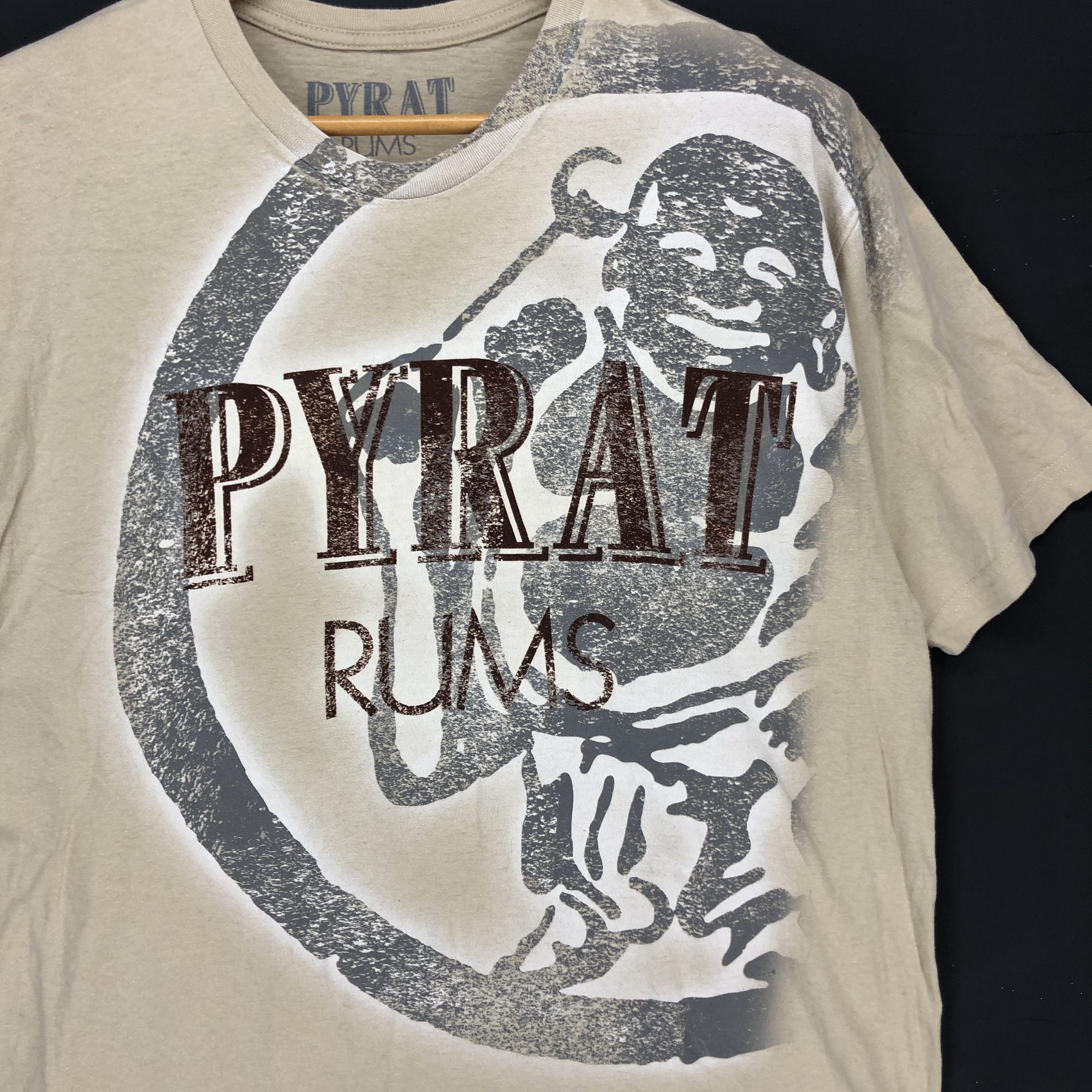 Japanese Brand PYRAT RUM Crew Neck T Shirt #1287-44 Size US L / EU 52-54 / 3 - 2 Thumbnail