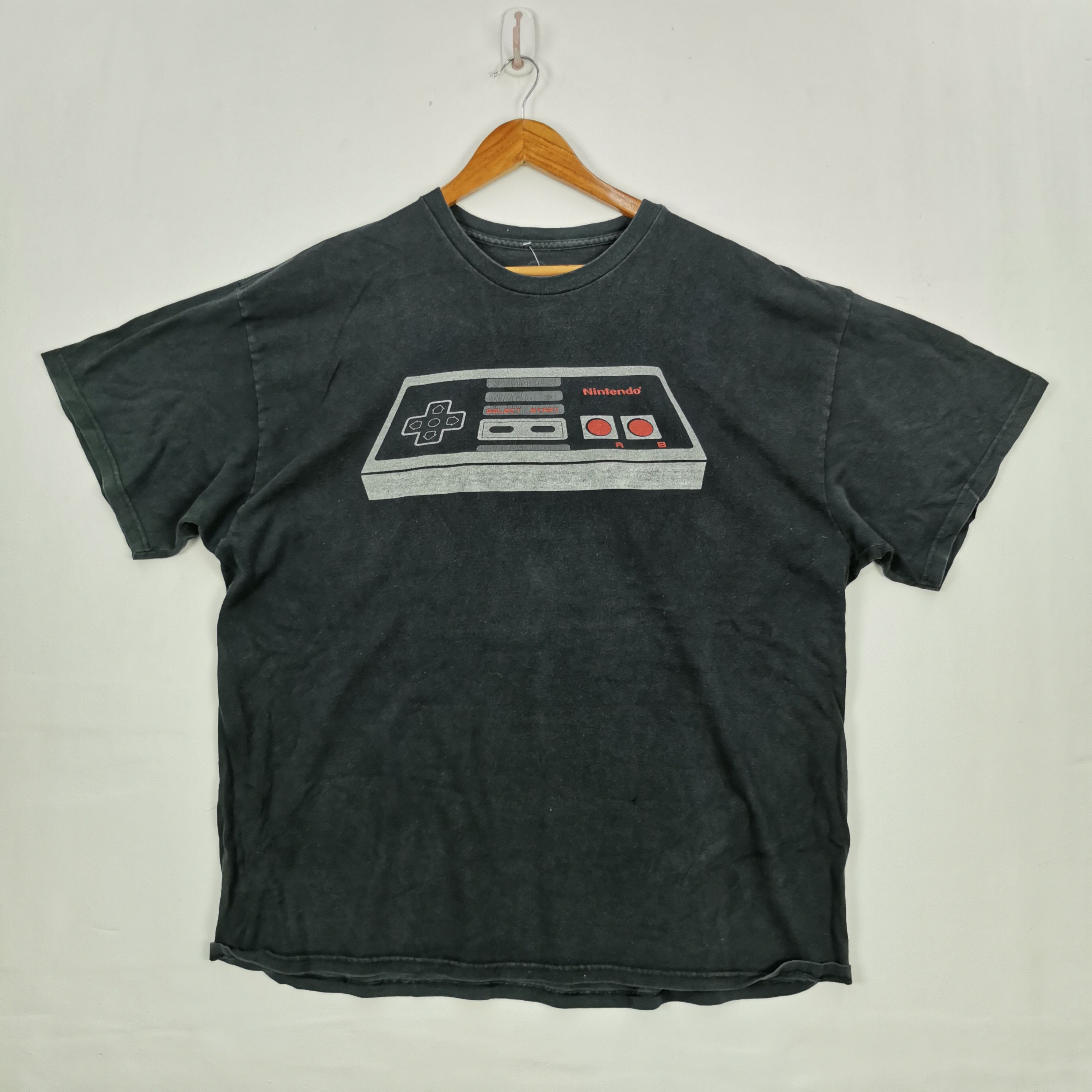 Nintendo Vintage Nintendo Tshirt Japanese Console Anime Games Tees Size US XL / EU 56 / 4 - 2 Thumbnail
