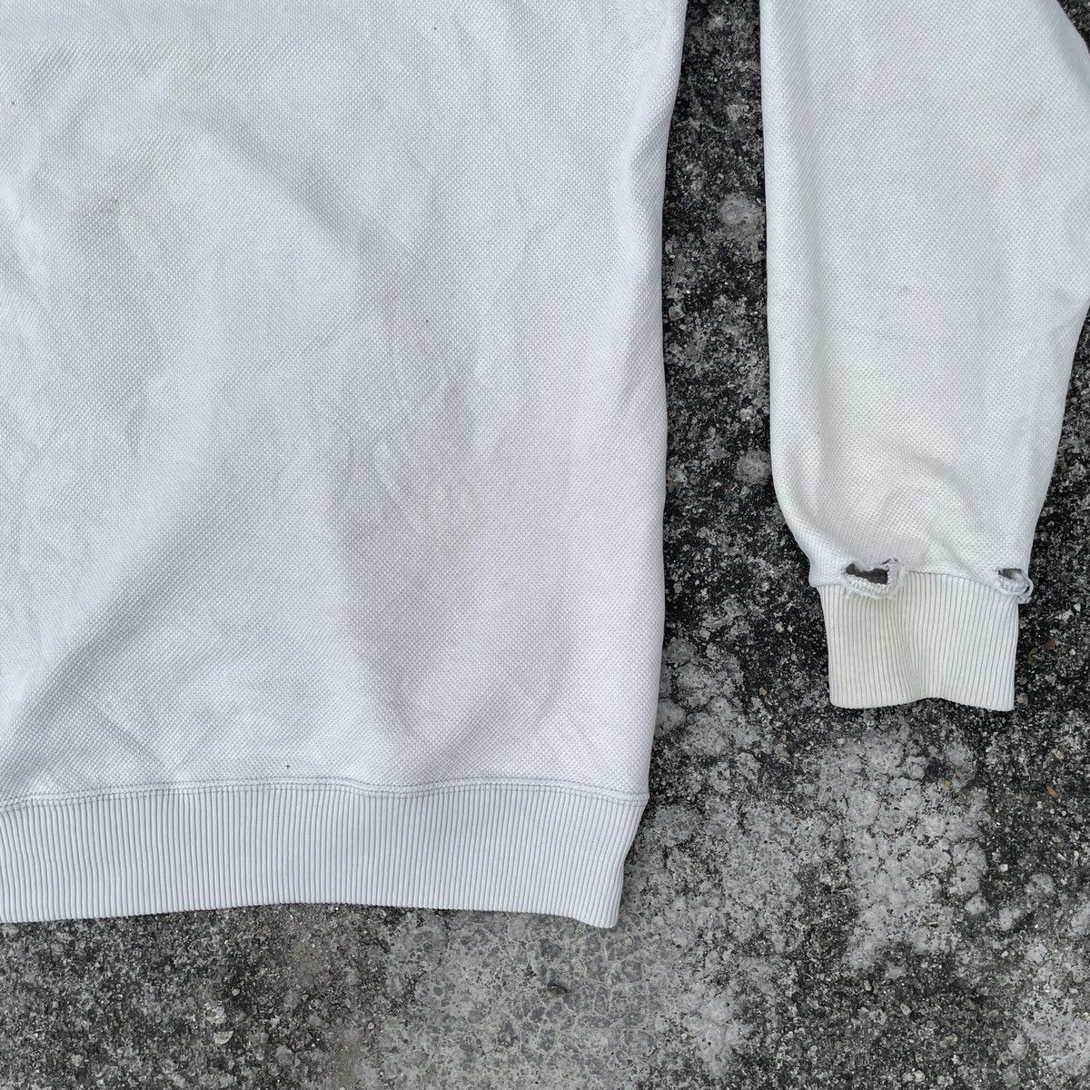 Adidas Vintage 90s Adidas THRASHED Embroidery Logo Sweatshirts Size US M / EU 48-50 / 2 - 11 Thumbnail