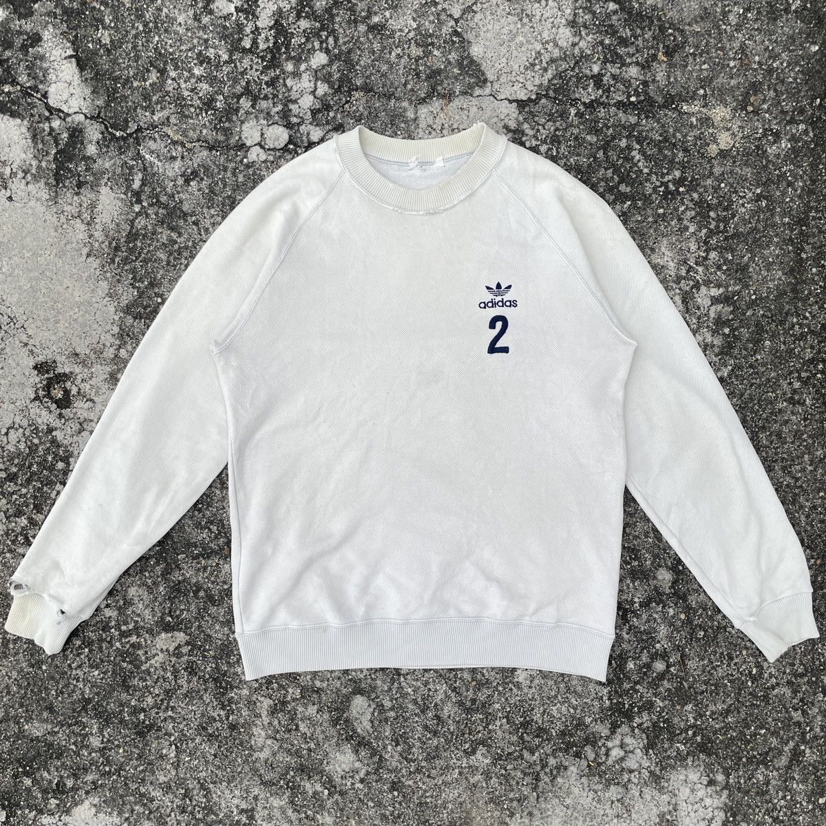 Adidas Vintage 90s Adidas THRASHED Embroidery Logo Sweatshirts Size US M / EU 48-50 / 2 - 1 Thumbnail