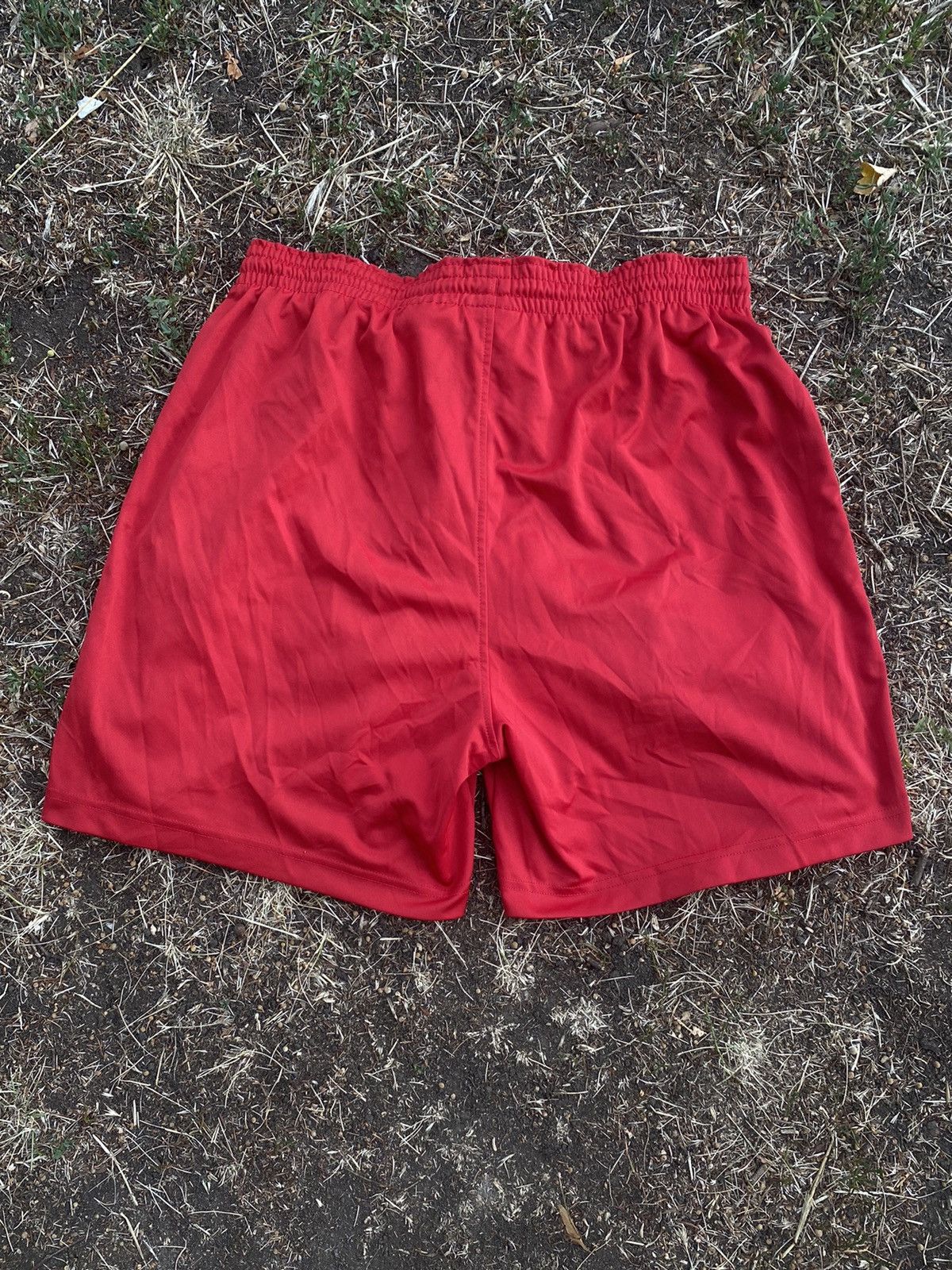 Nike Vintage Nike shorts streetwear swoosh casual y2k size L Size US 34 / EU 50 - 2 Thumbnail