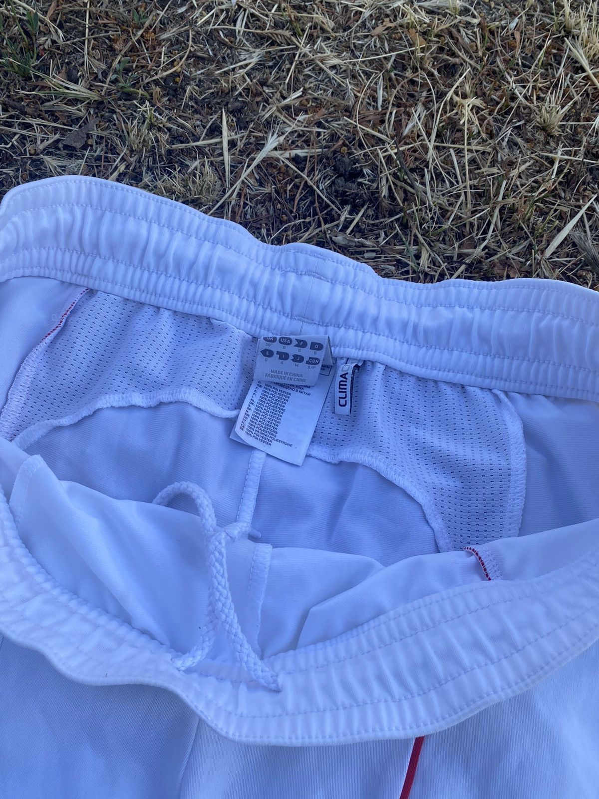 Adidas Vintage Adidas shorts Germany streetwear y2k style size S Size US 30 / EU 46 - 6 Thumbnail