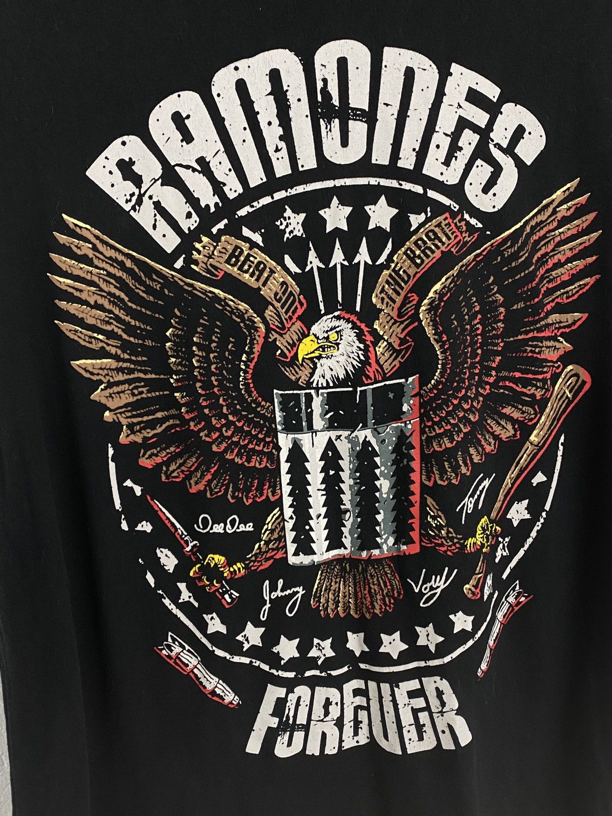 Band Tees Vintage Ramones Forever Big Eagle Logo T-Shirt In Black Size US L / EU 52-54 / 3 - 2 Thumbnail