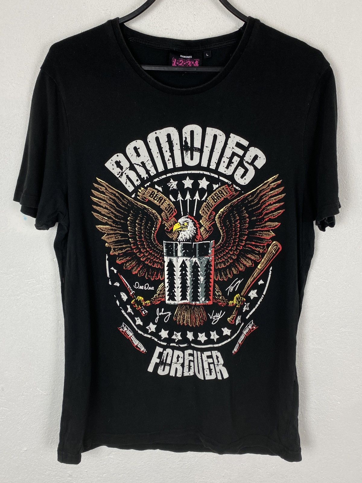 Band Tees Vintage Ramones Forever Big Eagle Logo T-Shirt In Black Size US L / EU 52-54 / 3 - 1 Thumbnail