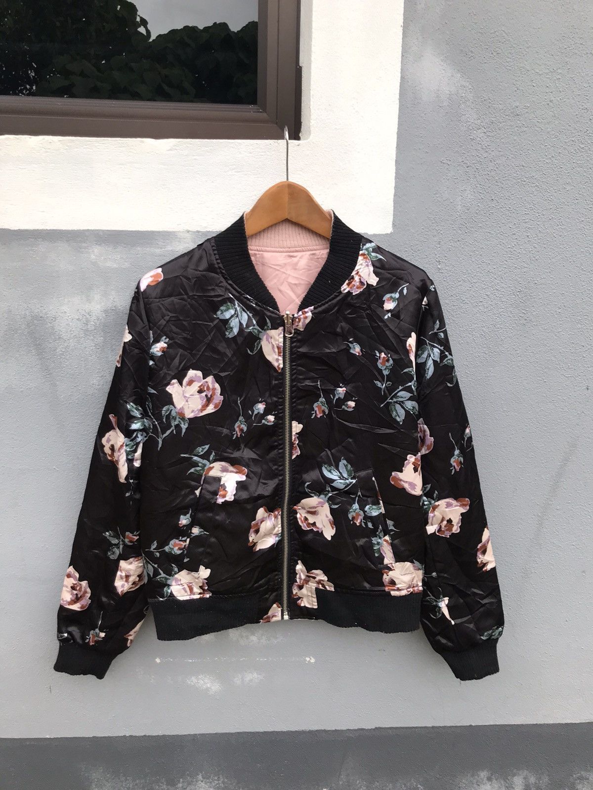 Japanese Brand sukajan flower printed reversible jacket Size S / US 4 / IT 40 - 1 Thumbnail