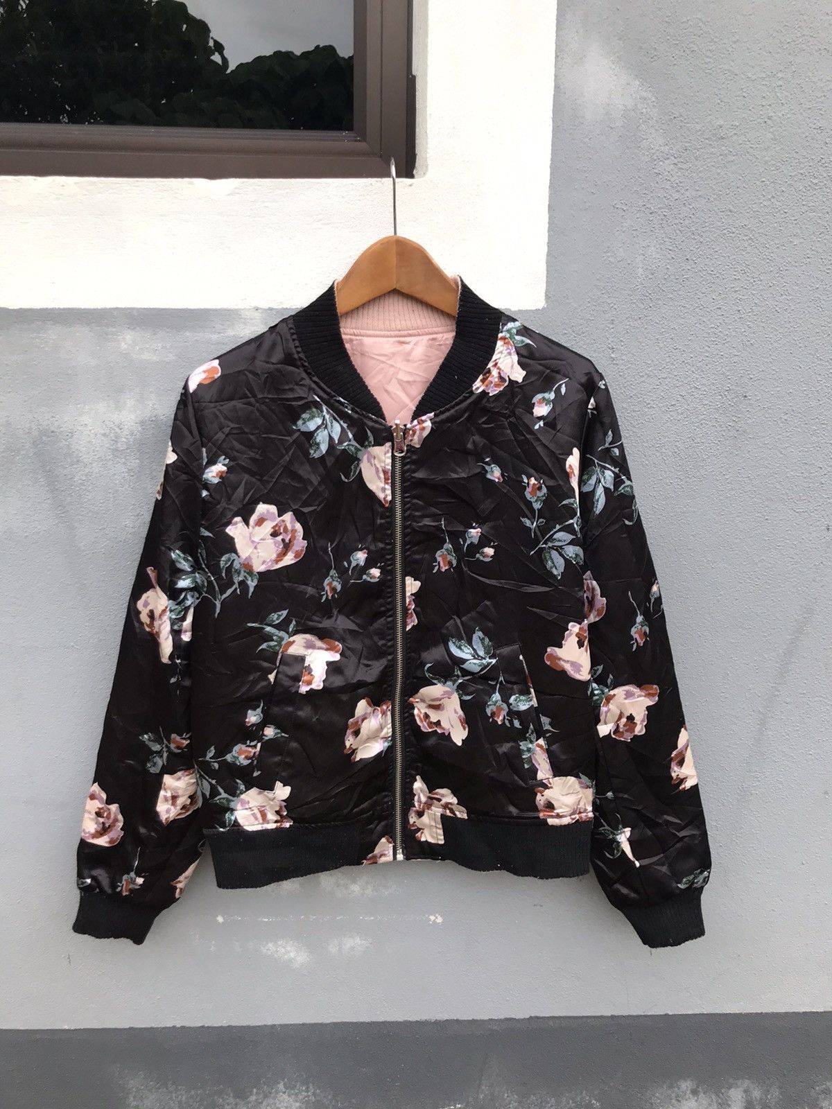 Japanese Brand sukajan flower printed reversible jacket Size S / US 4 / IT 40 - 2 Thumbnail