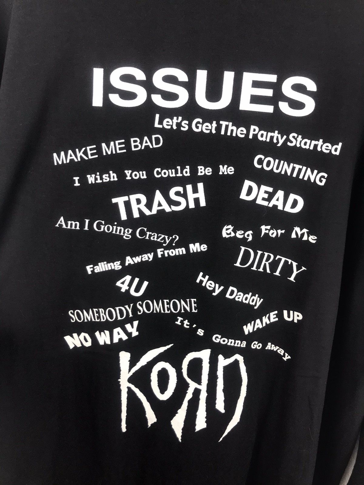 Band Tees Korn Issues Size US XL / EU 56 / 4 - 4 Thumbnail