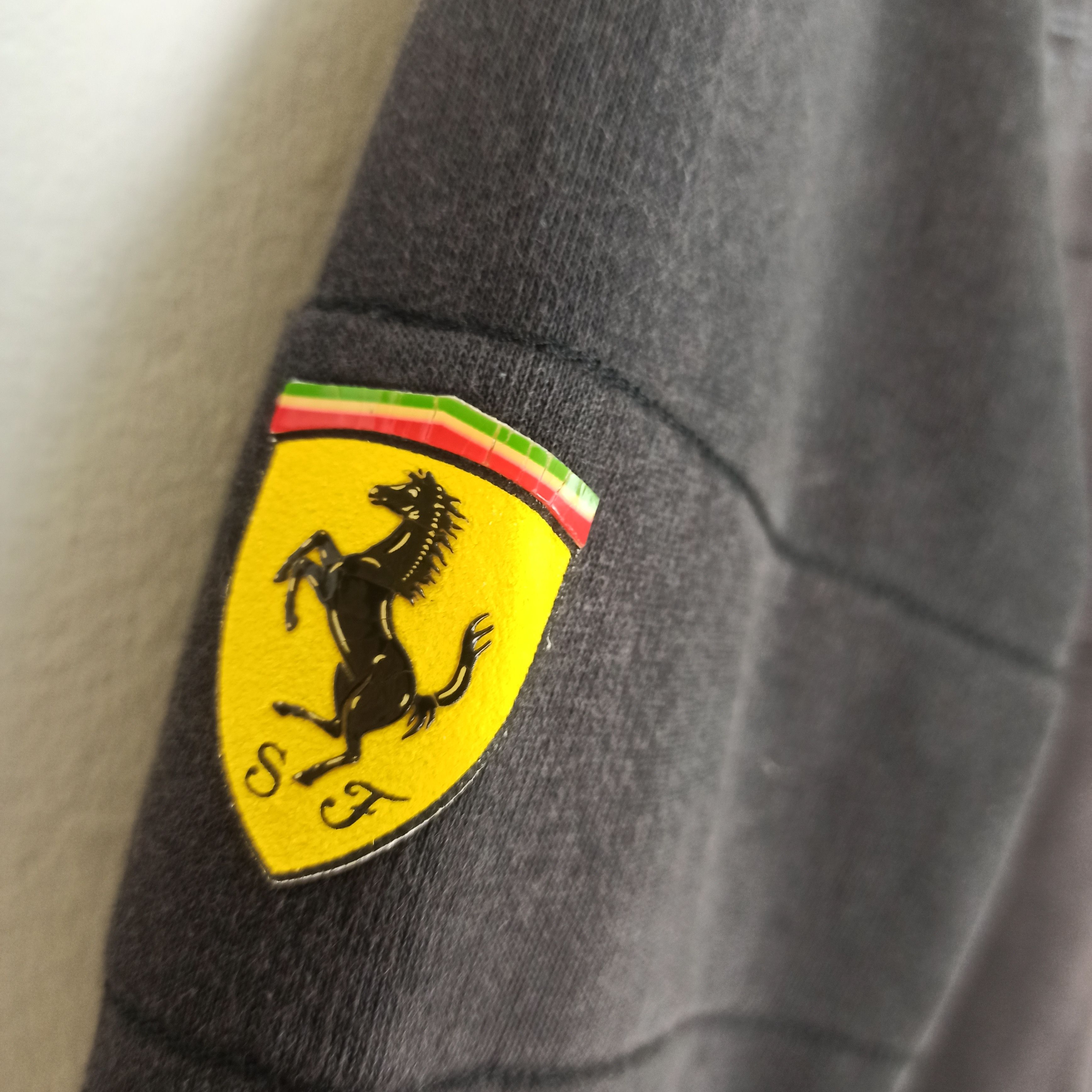 Ferrari × Puma 🔥STEALS🔥 Distressed Ferrari X Puma Hoodie Zipper Size US S / EU 44-46 / 1 - 4 Thumbnail