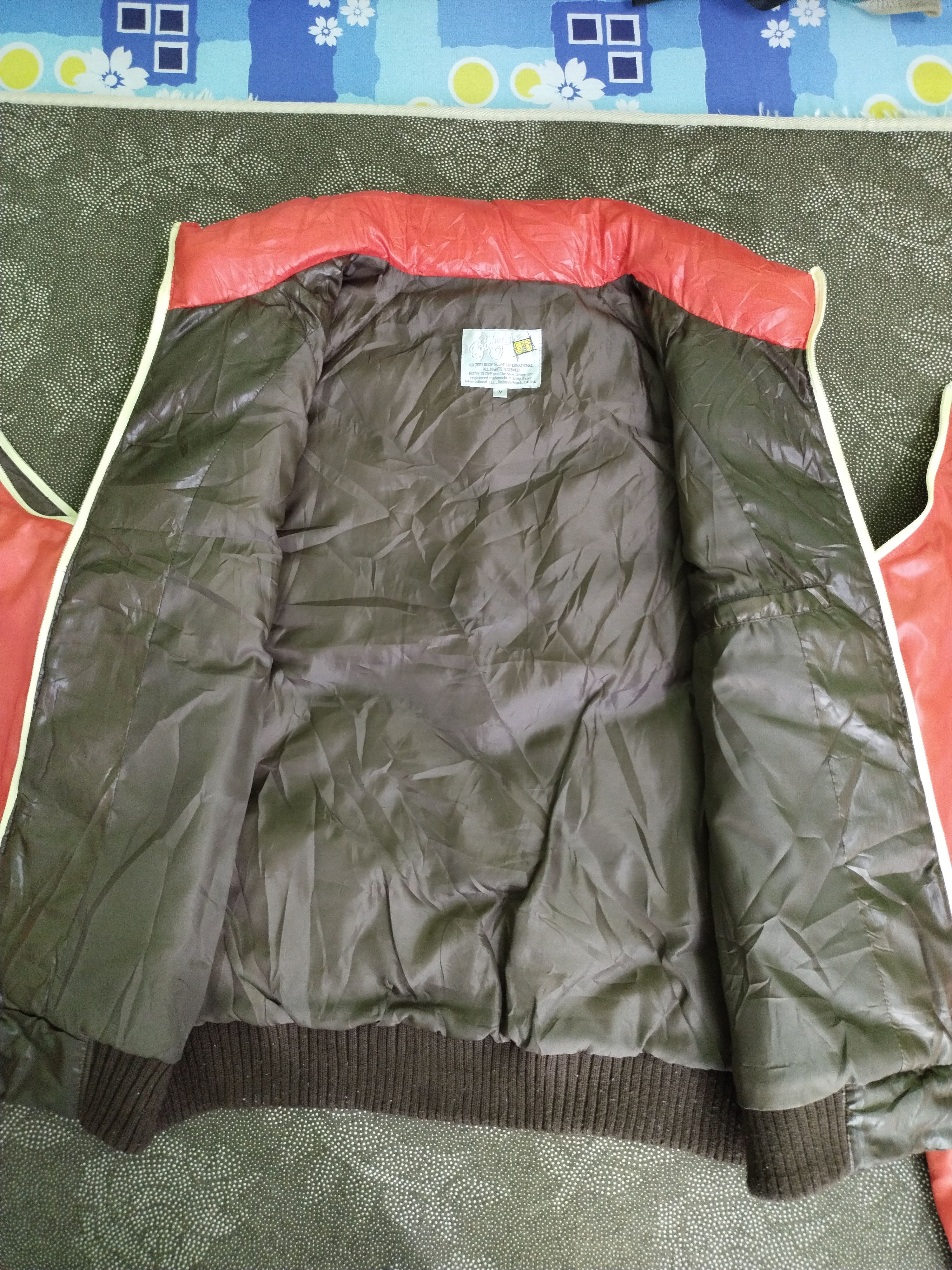 Body Glove VINTAGE 2007 BODY GLOVE INTERNATIONAL PUFFER JACKET Size US S / EU 44-46 / 1 - 13 Thumbnail