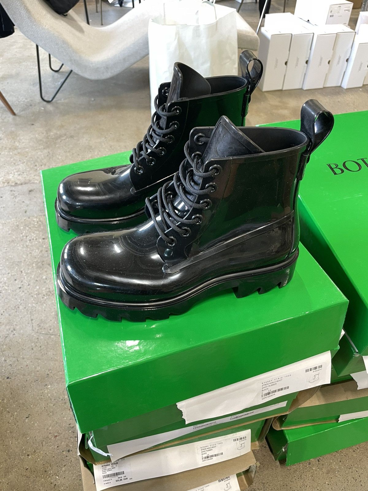 image of Bottega Veneta Stride Shiny Rubber Boots New in Black, Men's (Size 7)