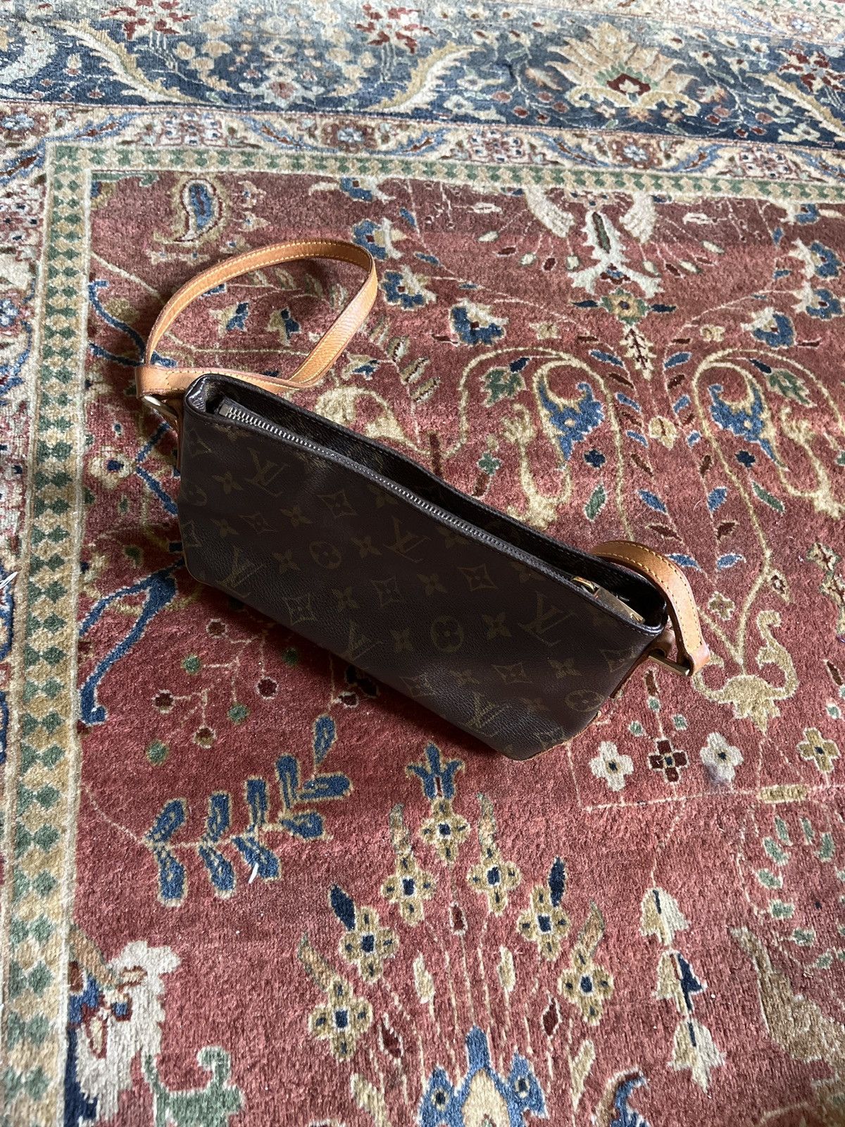 Louis Vuitton Trotteur Vintage Brown Monogram Canvas Cross