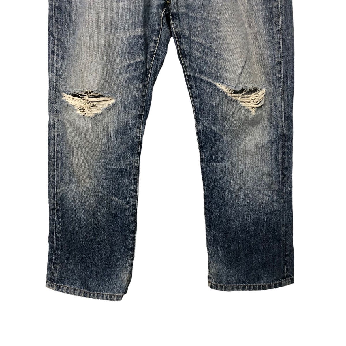 Japanese Brand Vintage Uniqlo Jeans Distressed Denim Pants W31 Size US 31 - 3 Thumbnail