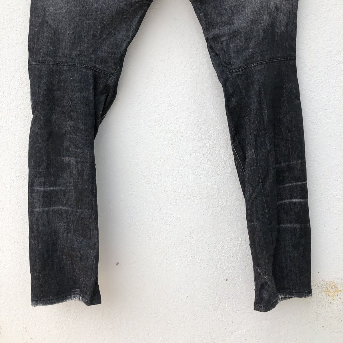 Dsquared2 DSQUARED2 DISTESSED DENIM SKINNY Size US 33 - 11 Thumbnail