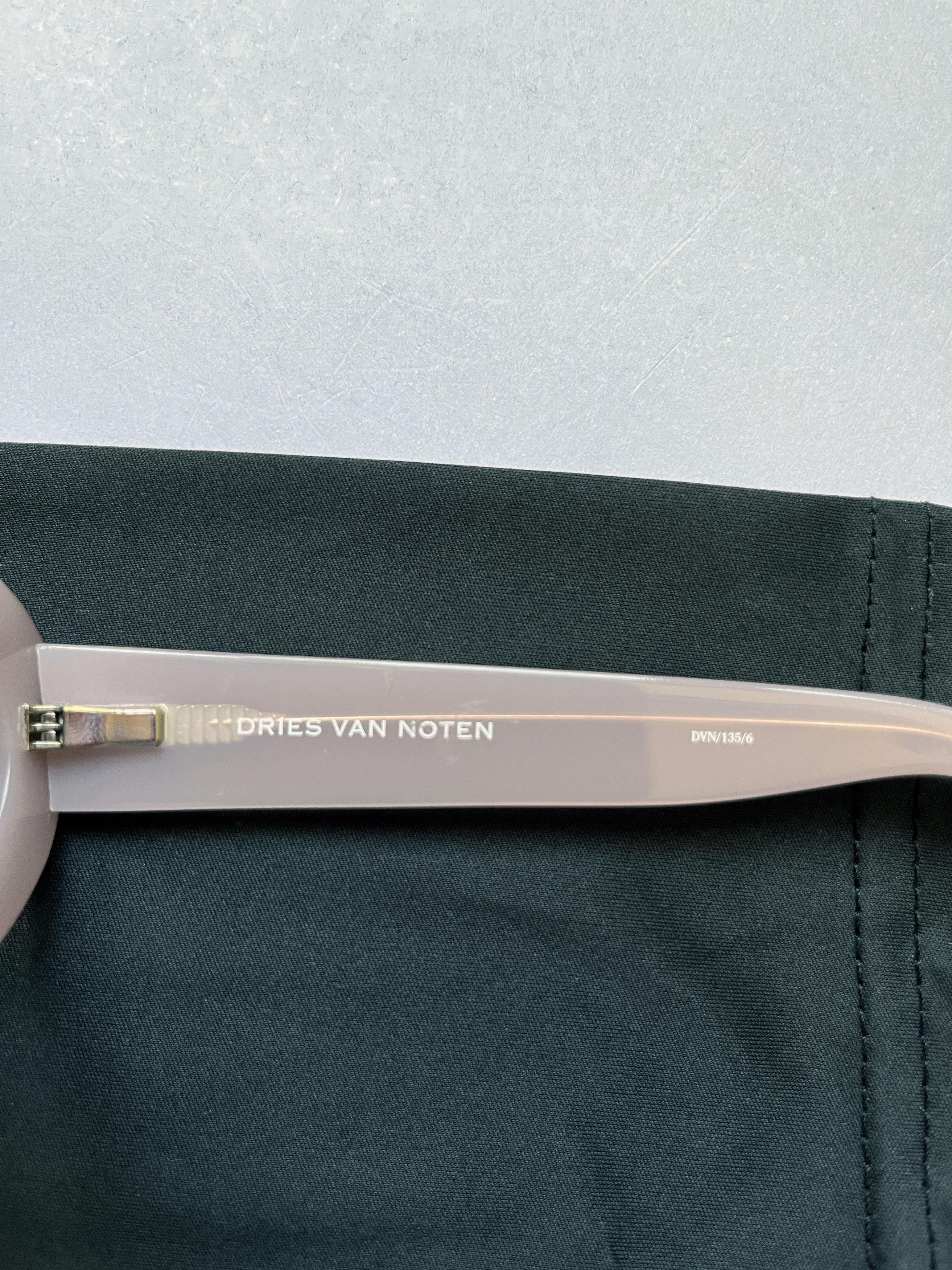 Dries Van Noten × Linda Farrow ⚡️QUICK SALE⚡️Dries Van Noten x Farrow Oval Sunglasses Size ONE SIZE - 5 Thumbnail