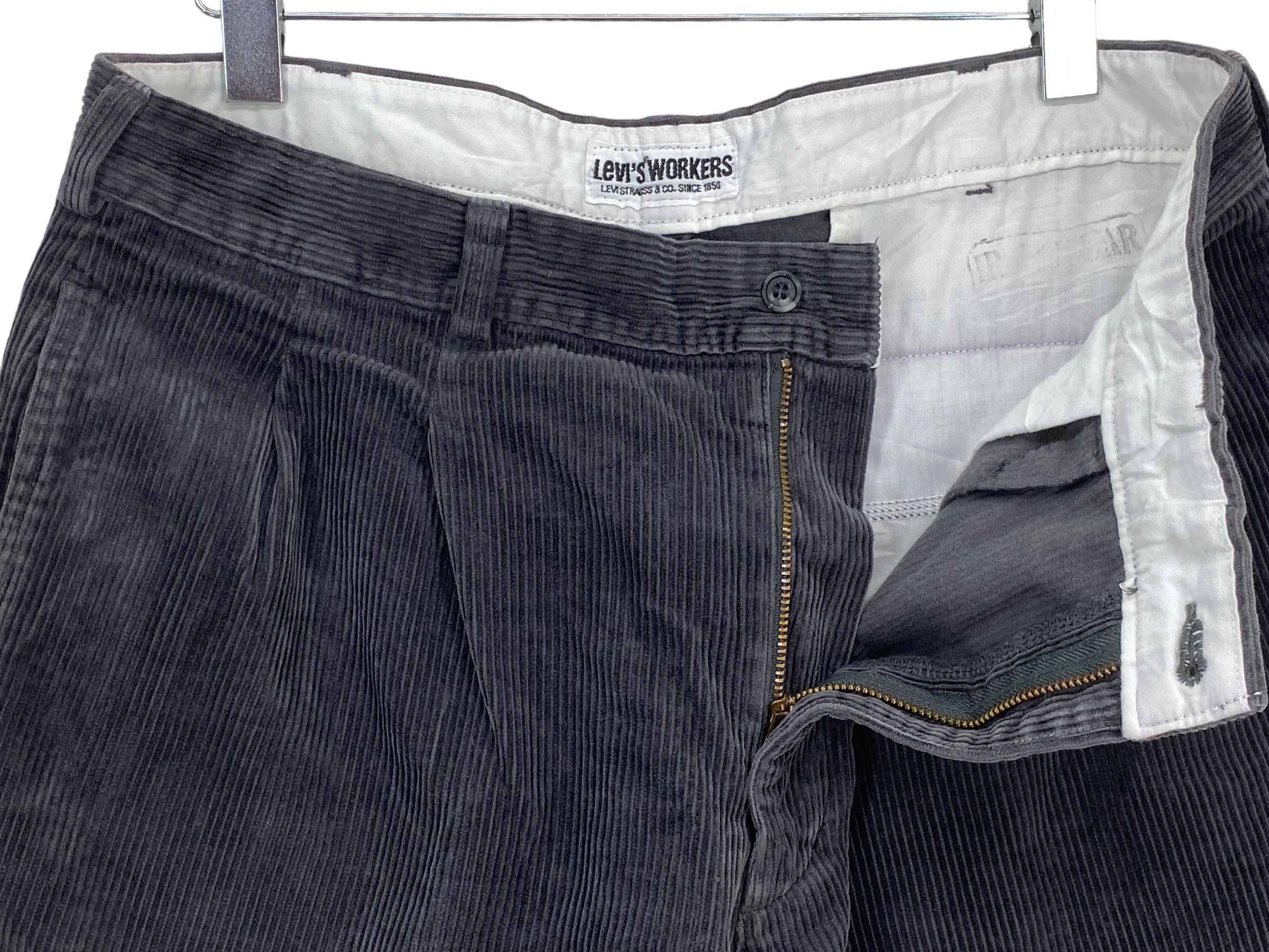 Levi's Levi’s Vintage Clothing 90s Corduroy Pants — Made in Japan Size US 34 / EU 50 - 9 Thumbnail