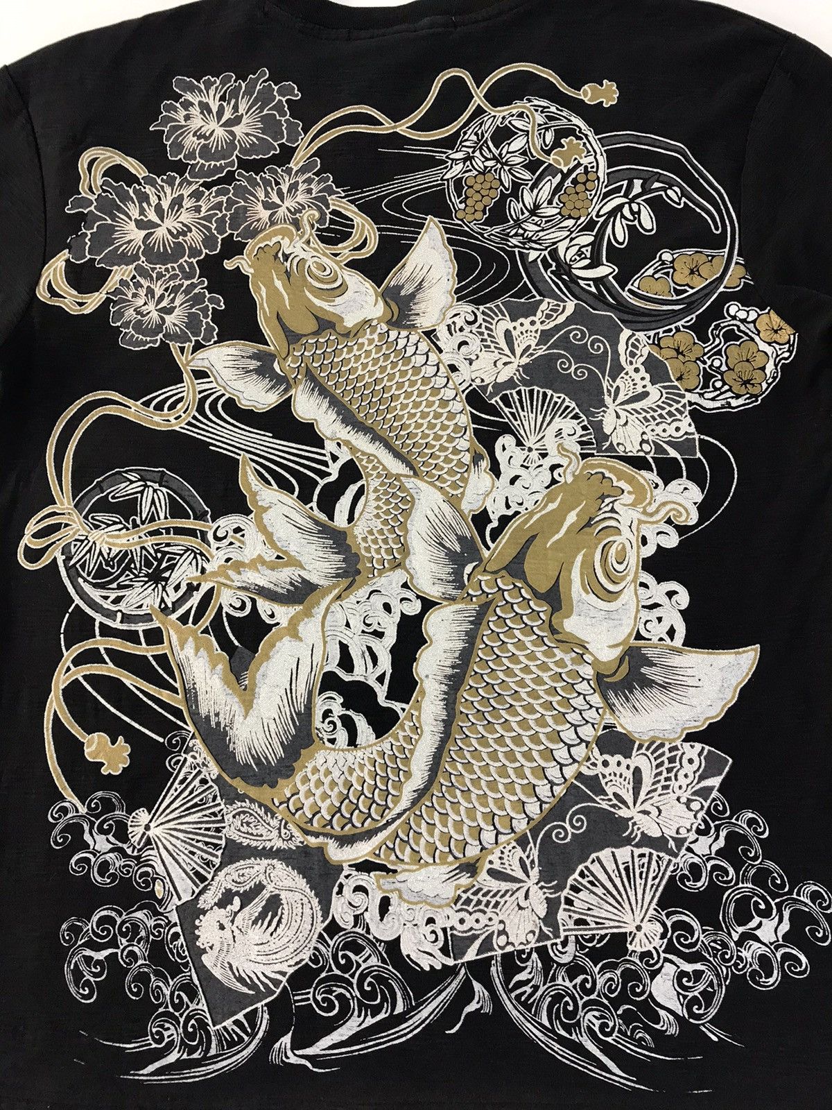 Vintage Vintage Sukajan Printed Back Side Fish Koi Big Logo Design Size US M / EU 48-50 / 2 - 10 Thumbnail