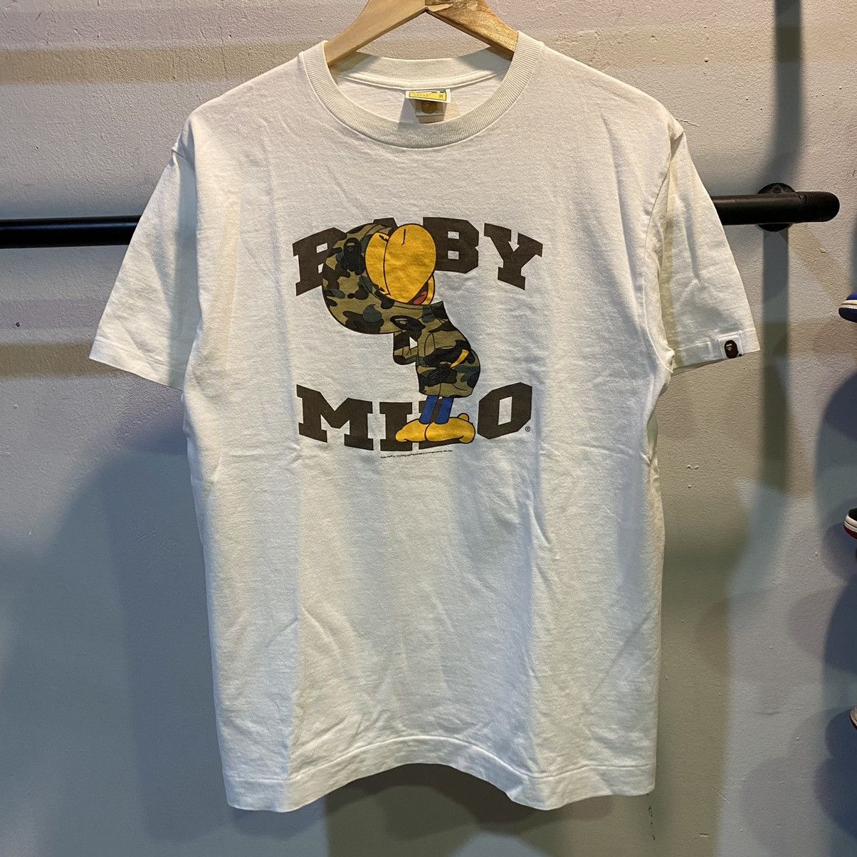 Bape Vintage OG Bape “Baby Milo” Camo 2008 Tee Size US M / EU 48-50 / 2 - 1 Thumbnail