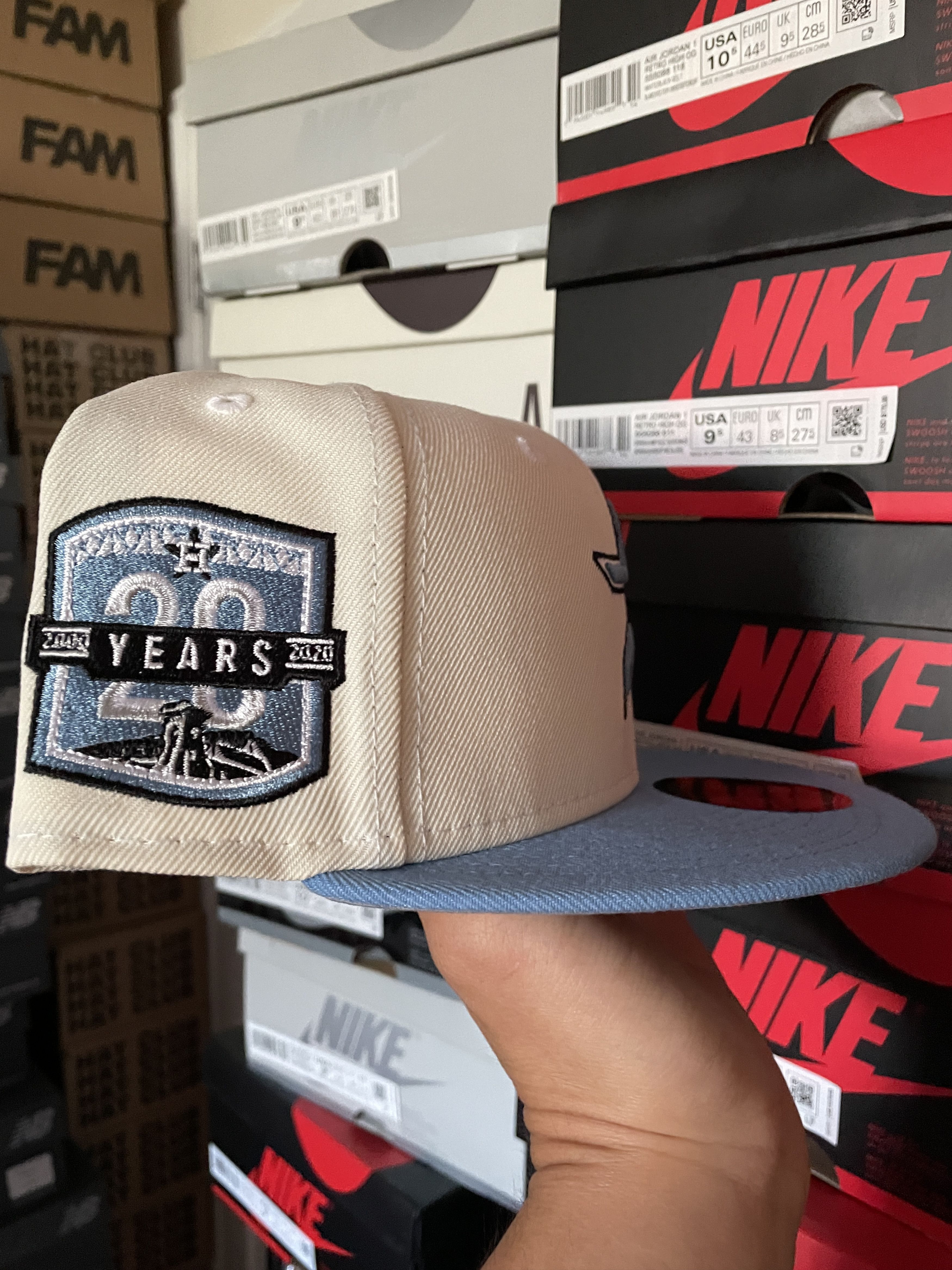 MLB × New Era 7 1/8 White Blue Houston Astros 20 Years Icy Cream Two Tone Size ONE SIZE - 3 Thumbnail