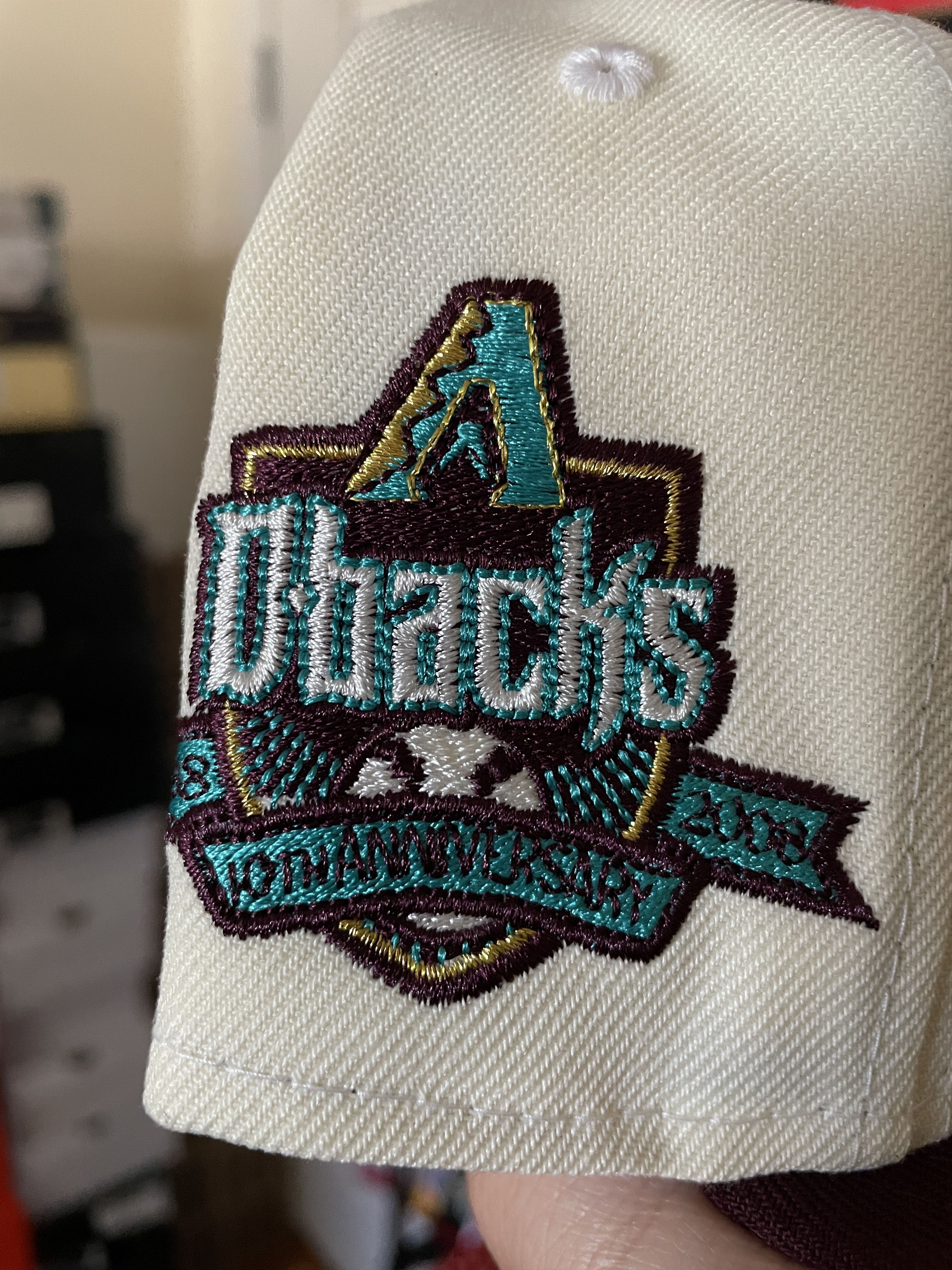 MLB × New Era White Maroon Arizona Diamondbacks 7 1/8 Two 2 Tone Hatclub Size ONE SIZE - 4 Thumbnail