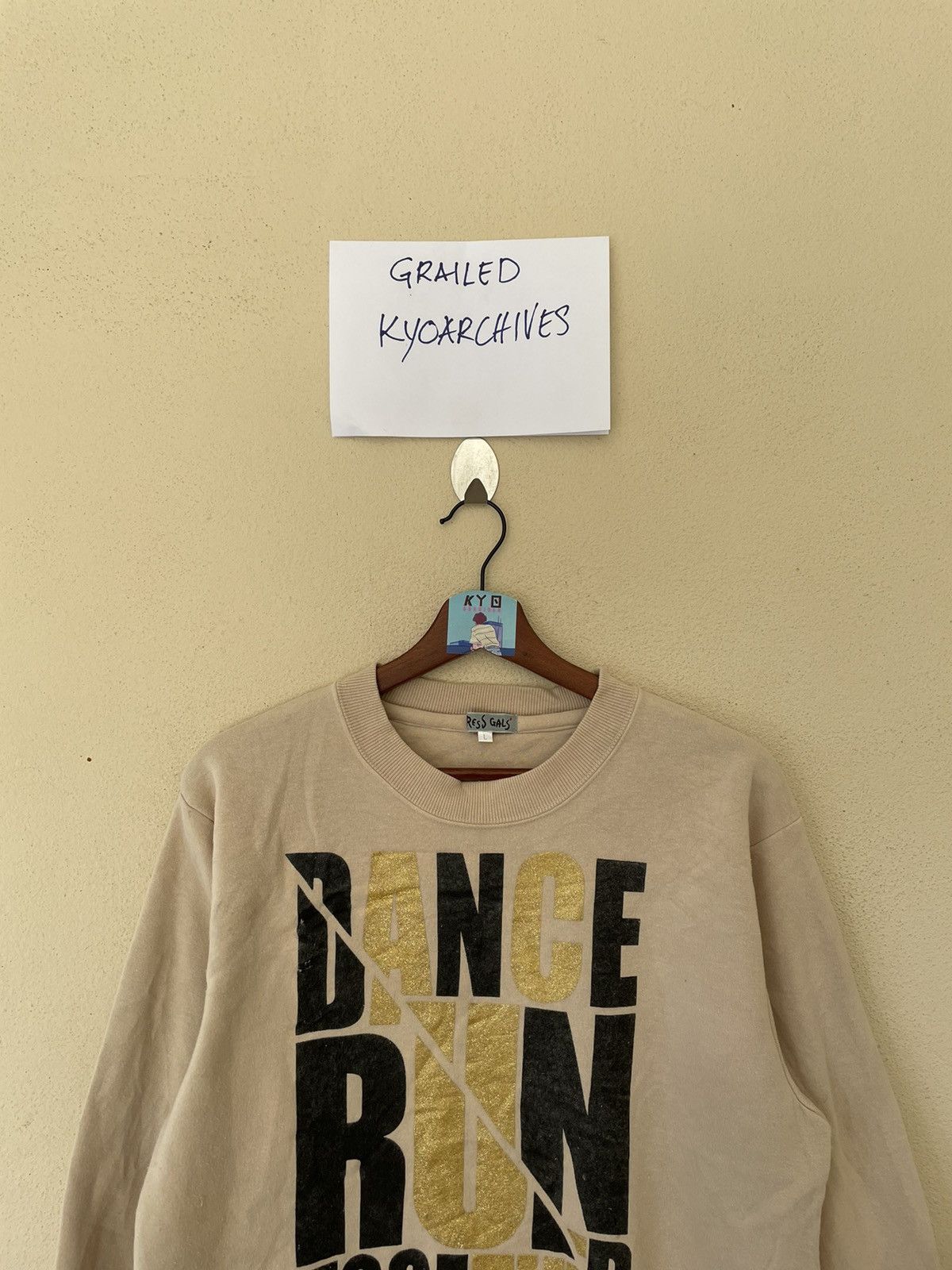 Japanese Brand × Vintage VINTAGE PRESS GAL DANCE RUN SWEATSHIRT Size US L / EU 52-54 / 3 - 3 Thumbnail