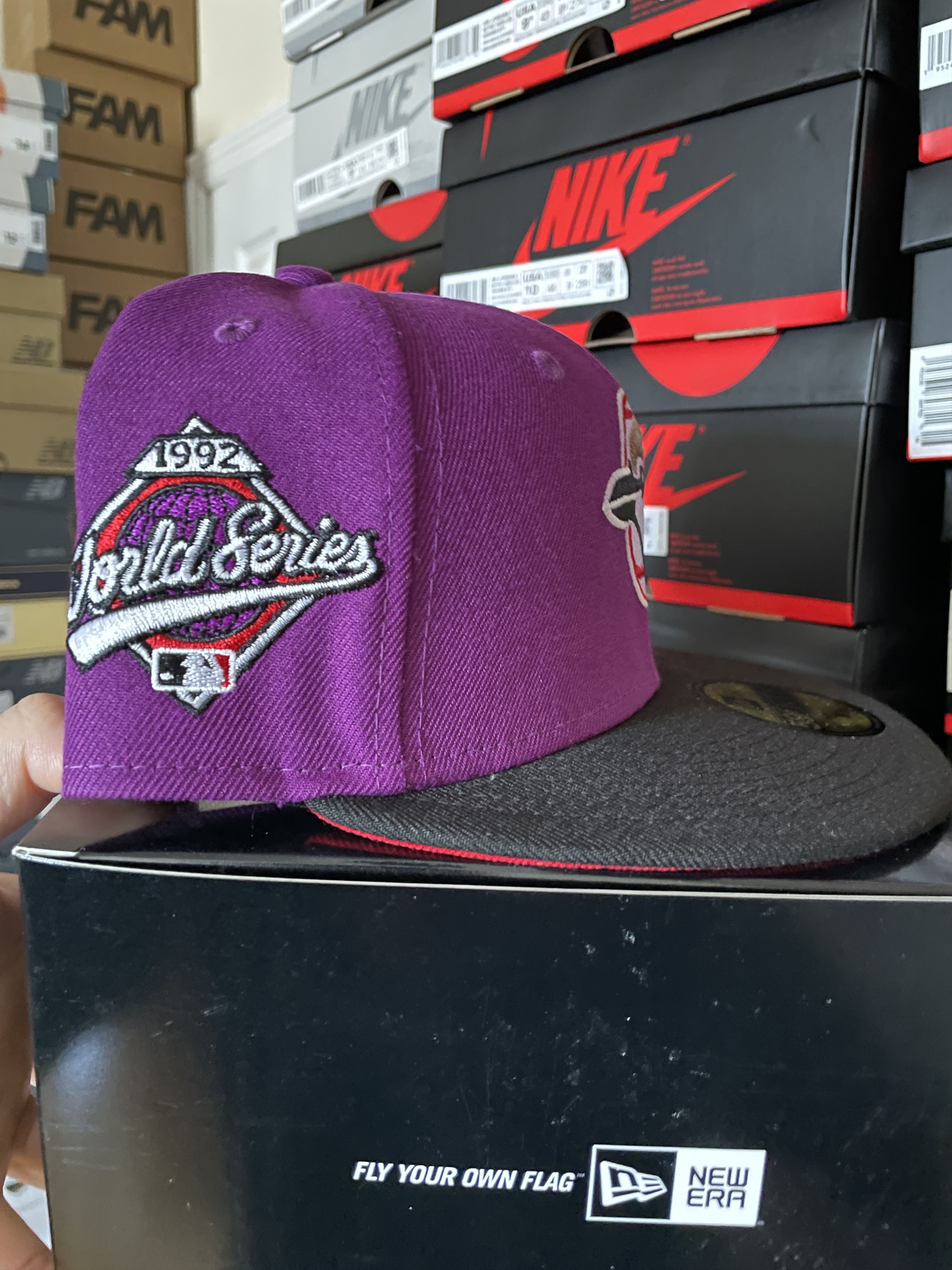 MLB × New Era NBA Crossover Toronto Blue Jays 7 1/4 Purple Black Red Cool Size ONE SIZE - 3 Thumbnail