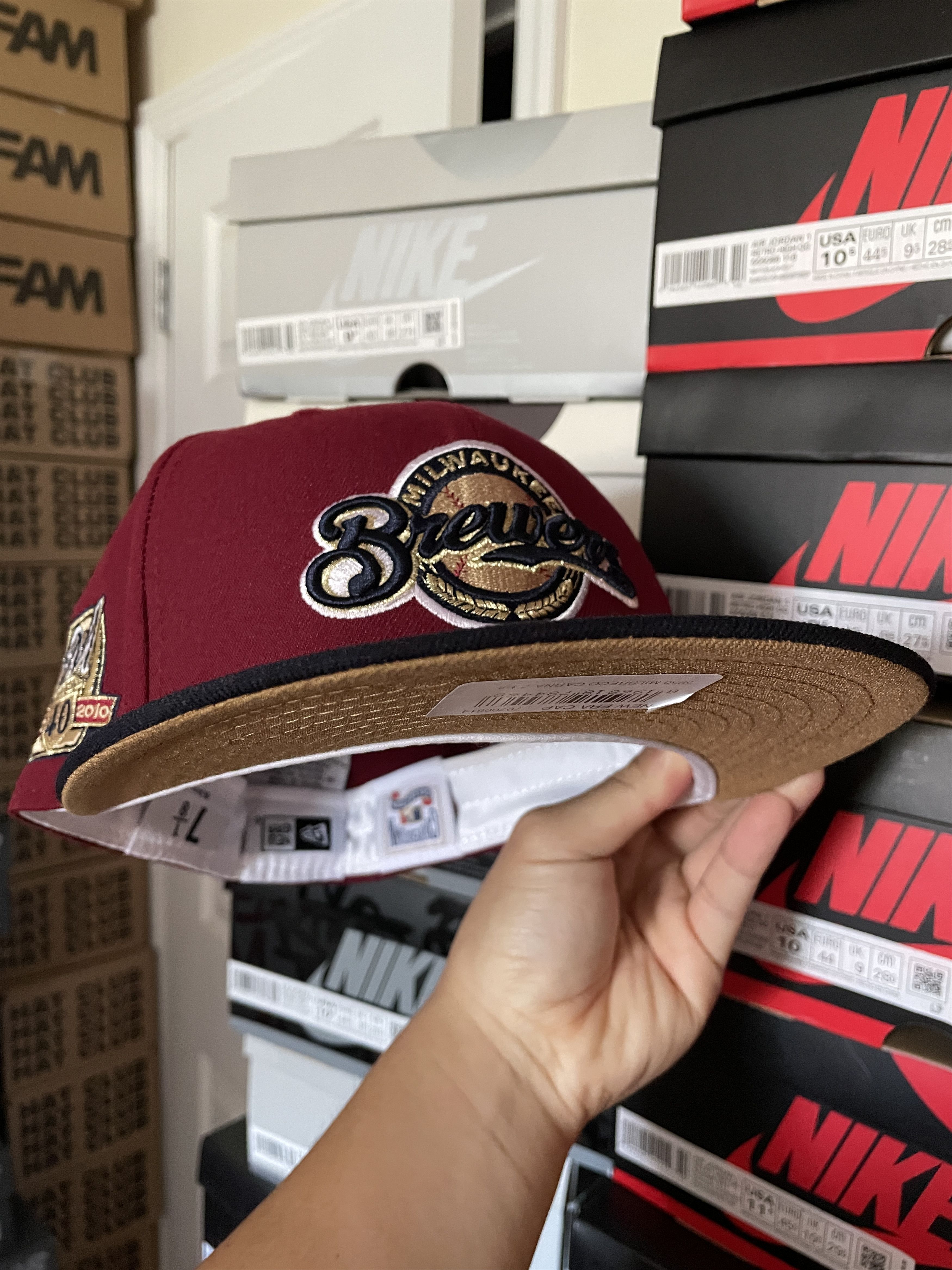 MLB × New Era 7 1/8 Red Two 2 Tone Milwaukee Brewers 40th Anniversary Size ONE SIZE - 7 Thumbnail