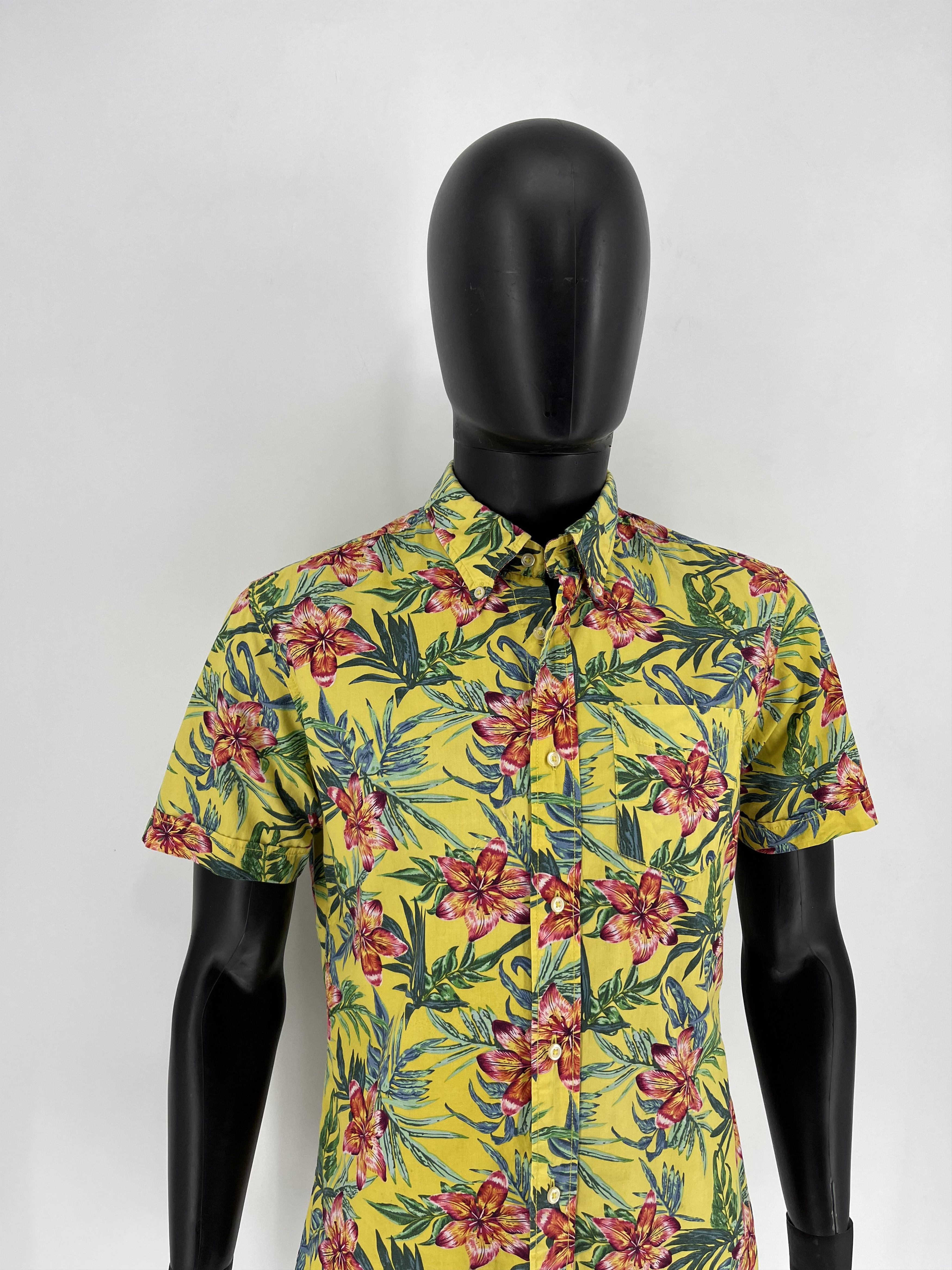 Vintage Vintage 90s Aloha Wear Hawaiian floral Shirt Summer American Size US M / EU 48-50 / 2 - 3 Thumbnail