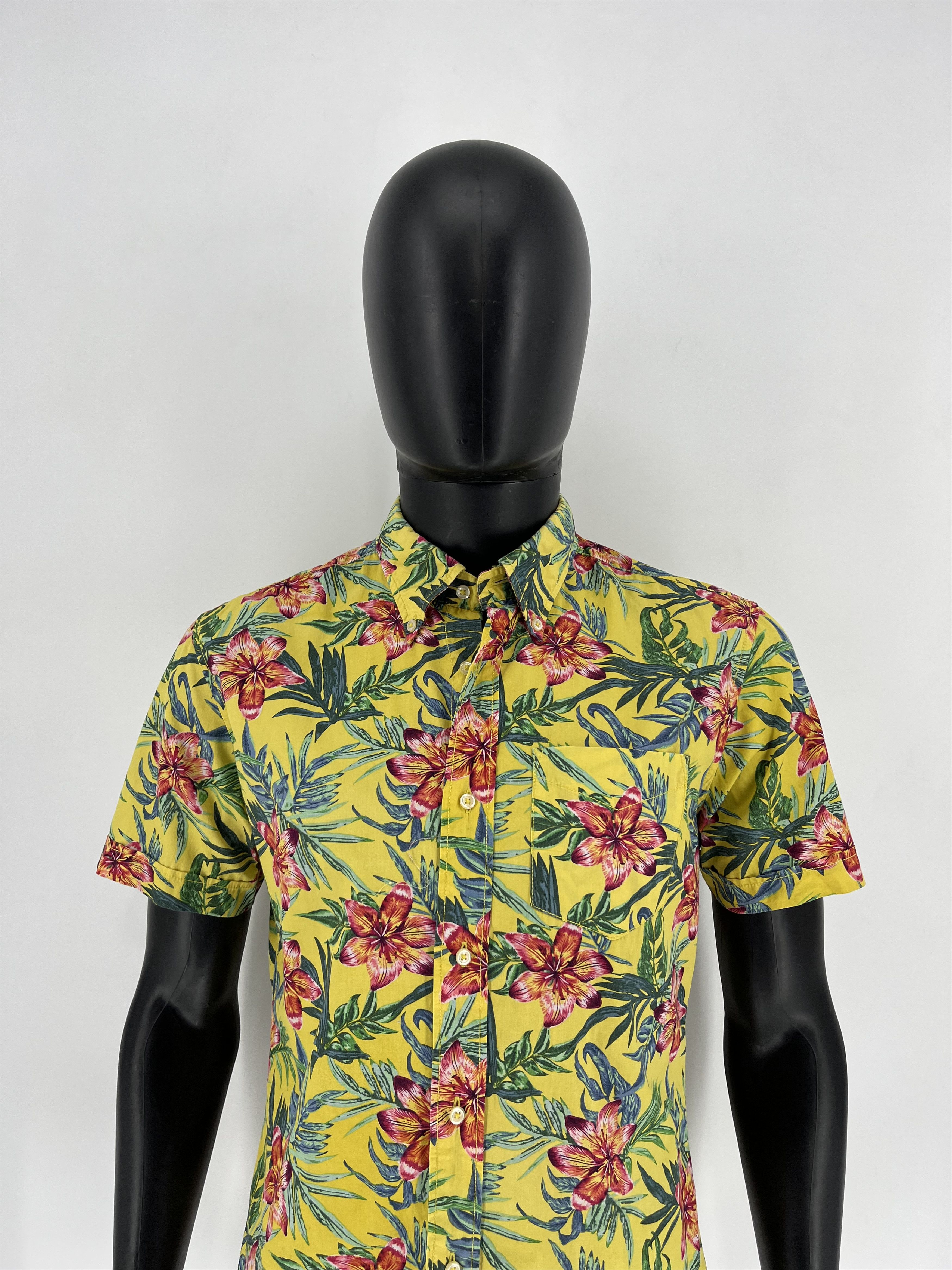Vintage Vintage 90s Aloha Wear Hawaiian floral Shirt Summer American Size US M / EU 48-50 / 2 - 1 Thumbnail