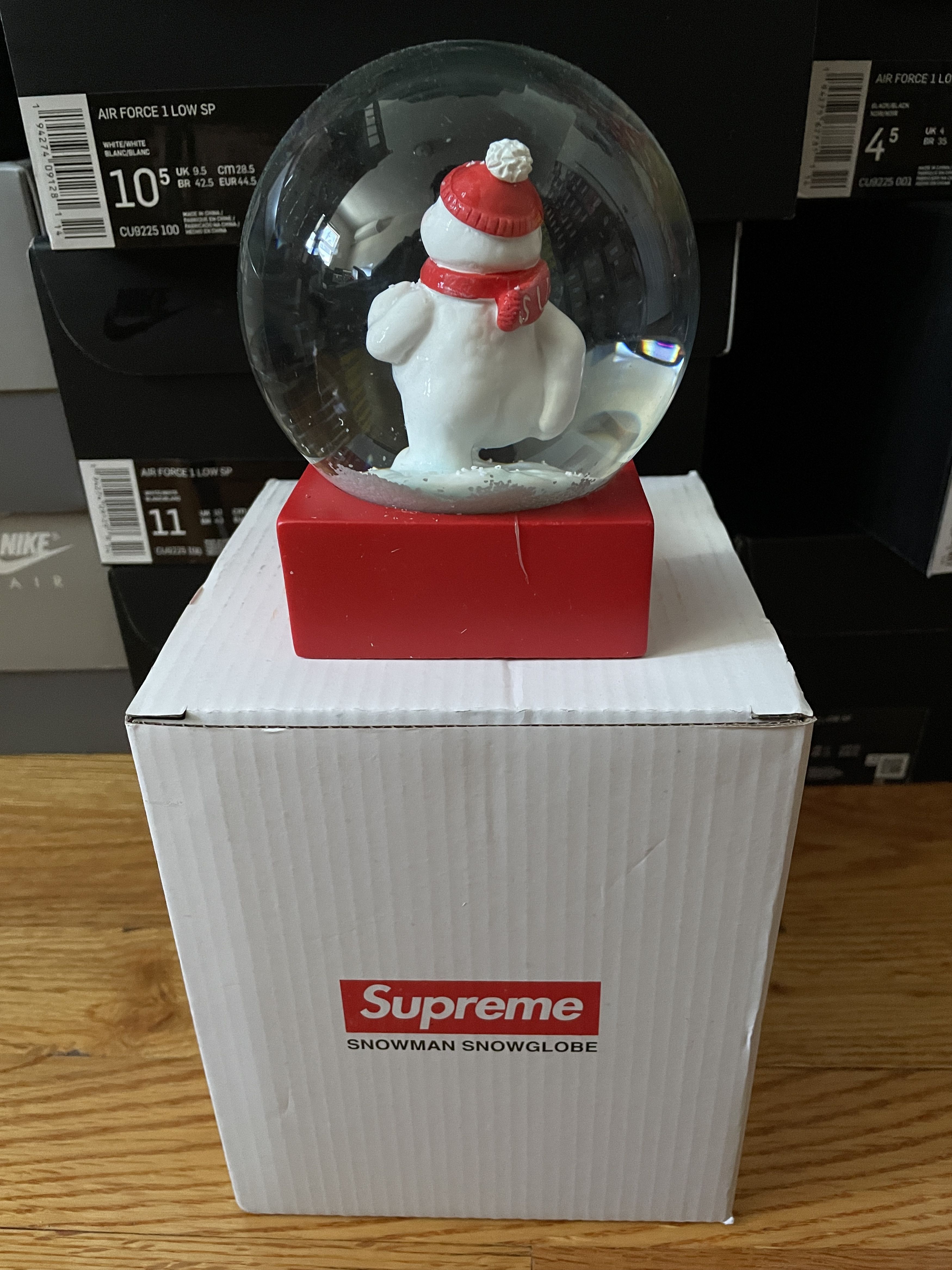 Supreme Supreme Snowman Snowglobe Cigarette NEW Red White FW21 Size ONE SIZE - 3 Thumbnail