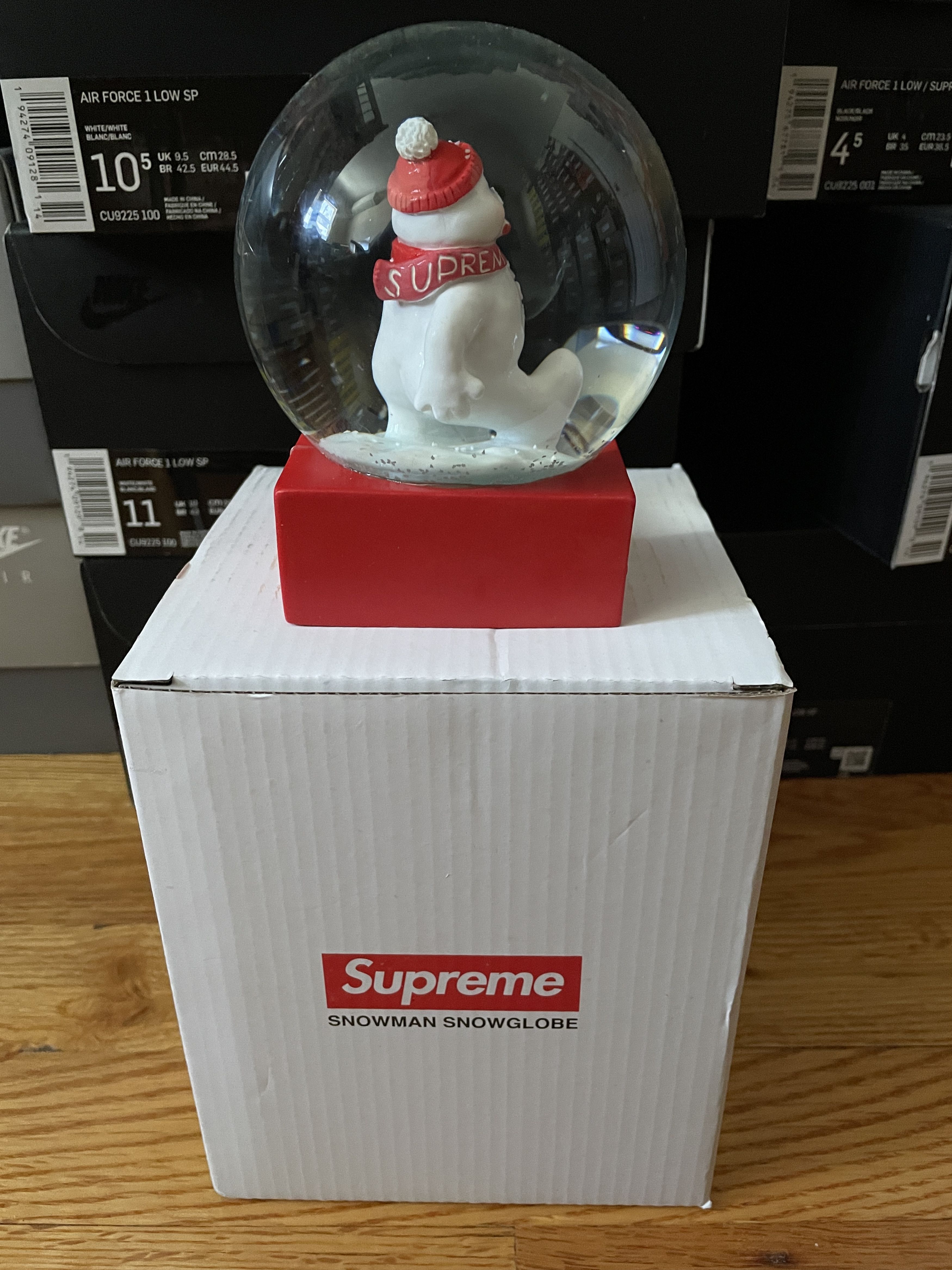 Supreme Supreme Snowman Snowglobe Cigarette NEW Red White FW21 Size ONE SIZE - 4 Thumbnail