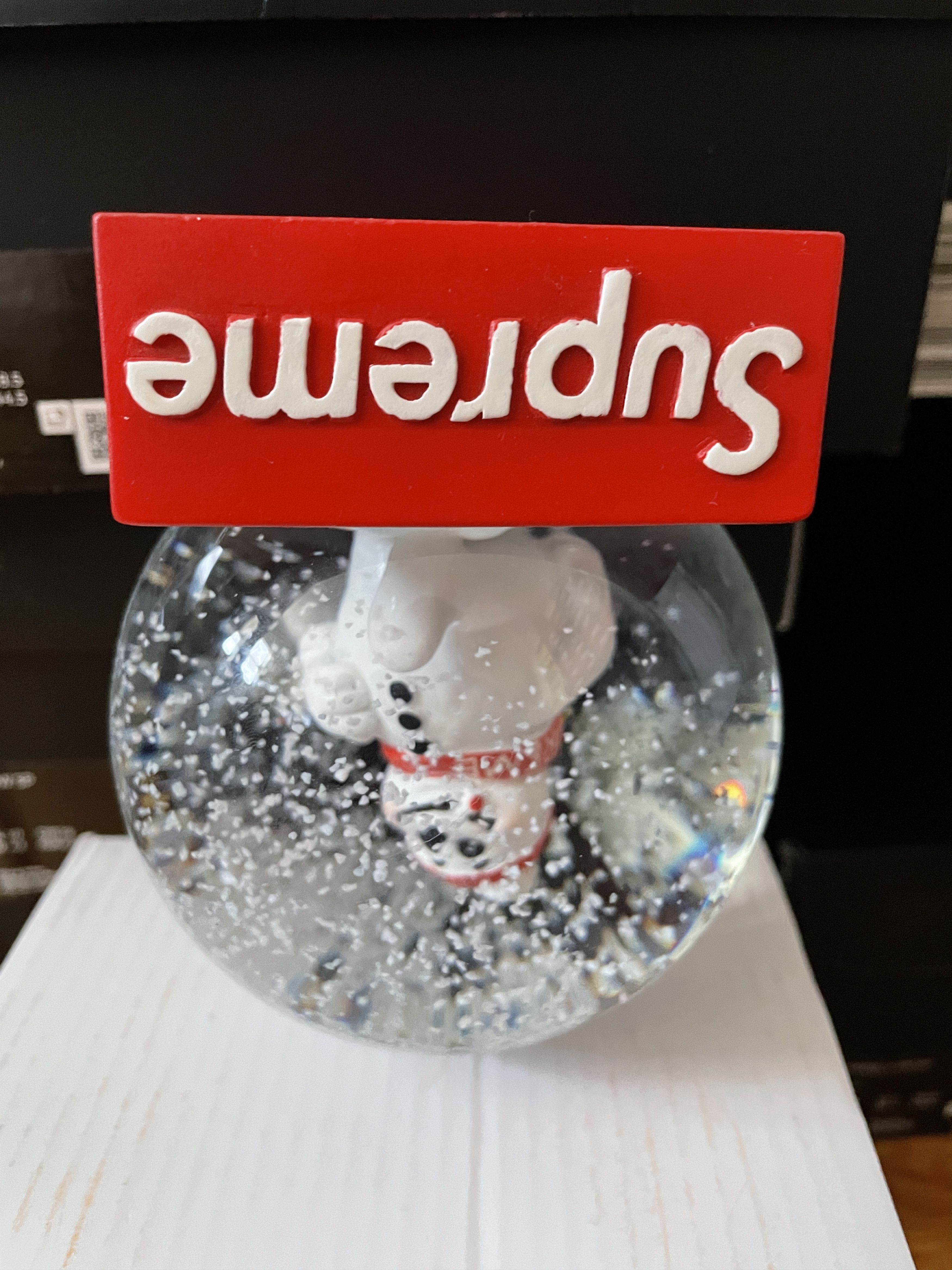 Supreme Supreme Snowman Snowglobe Cigarette NEW Red White FW21 Size ONE SIZE - 5 Thumbnail