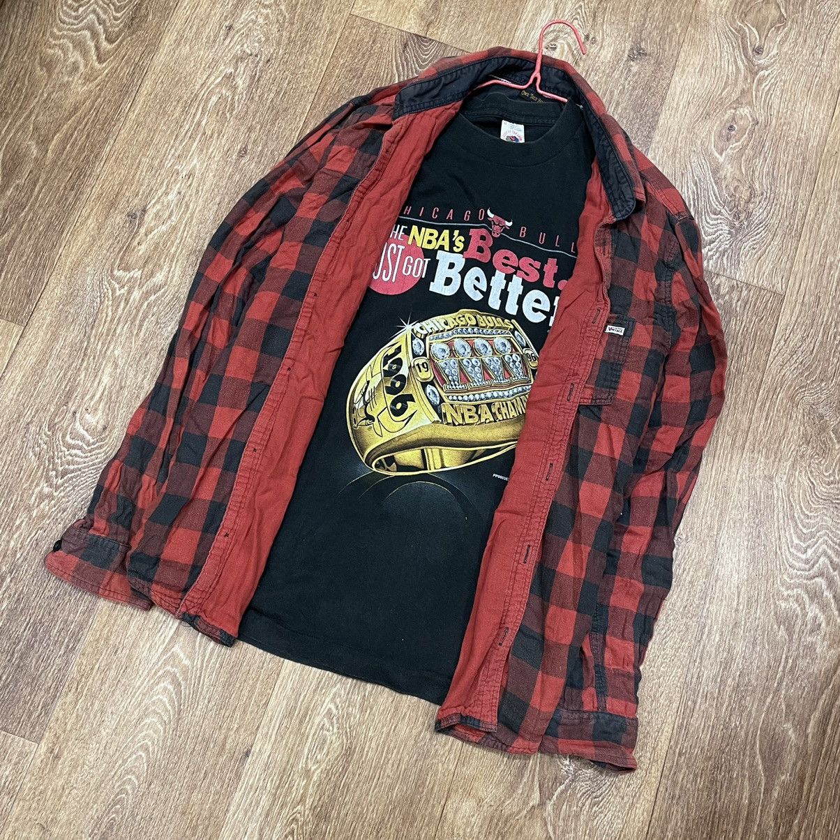 Vintage Vintage 90s Red Plaid Shirt Grunge Streetwear Skater Slim XL Size US XL / EU 56 / 4 - 6 Thumbnail