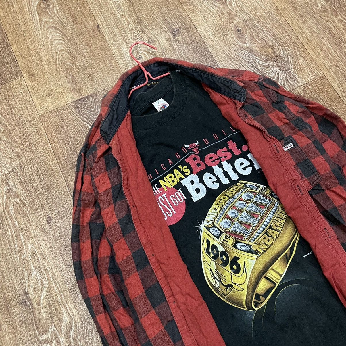 Vintage Vintage 90s Red Plaid Shirt Grunge Streetwear Skater Slim XL Size US XL / EU 56 / 4 - 5 Thumbnail