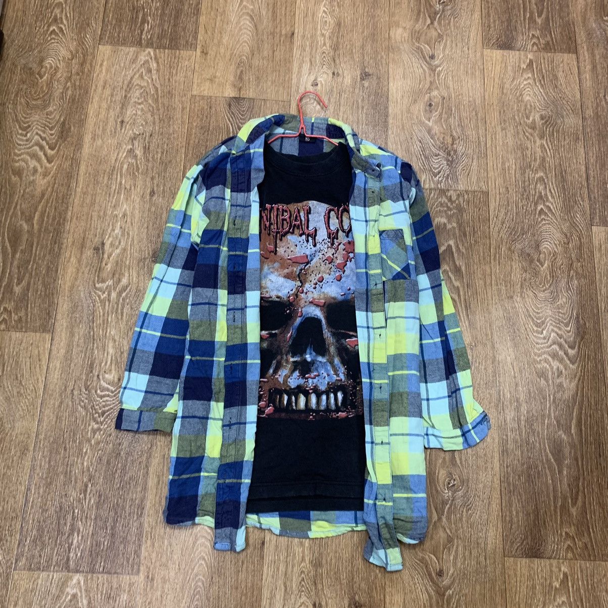 Vintage Vintage Y2K Graphic Tee Grunge Skate Streetwear Black Boxy S Size US S / EU 44-46 / 1 - 1 Thumbnail