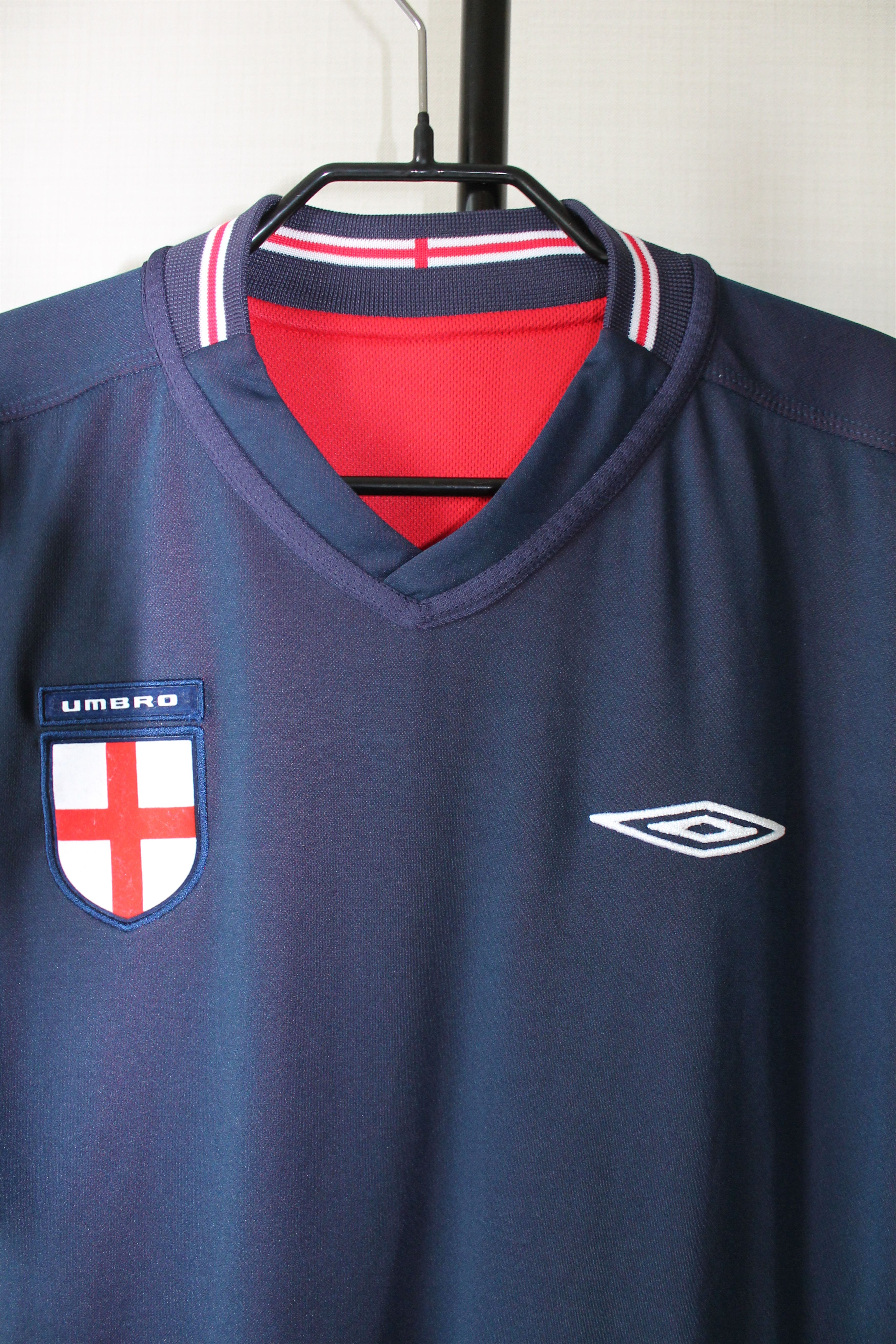 Umbro 2002 ENGLAND soccer Jersey Reversible Double sided UMBRO Size US L / EU 52-54 / 3 - 3 Thumbnail