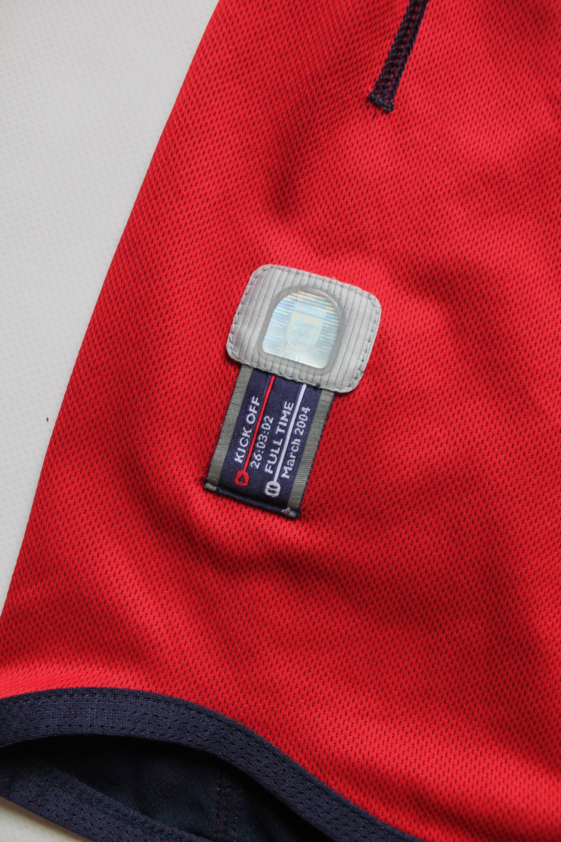 Umbro 2002 ENGLAND soccer Jersey Reversible Double sided UMBRO Size US L / EU 52-54 / 3 - 10 Thumbnail