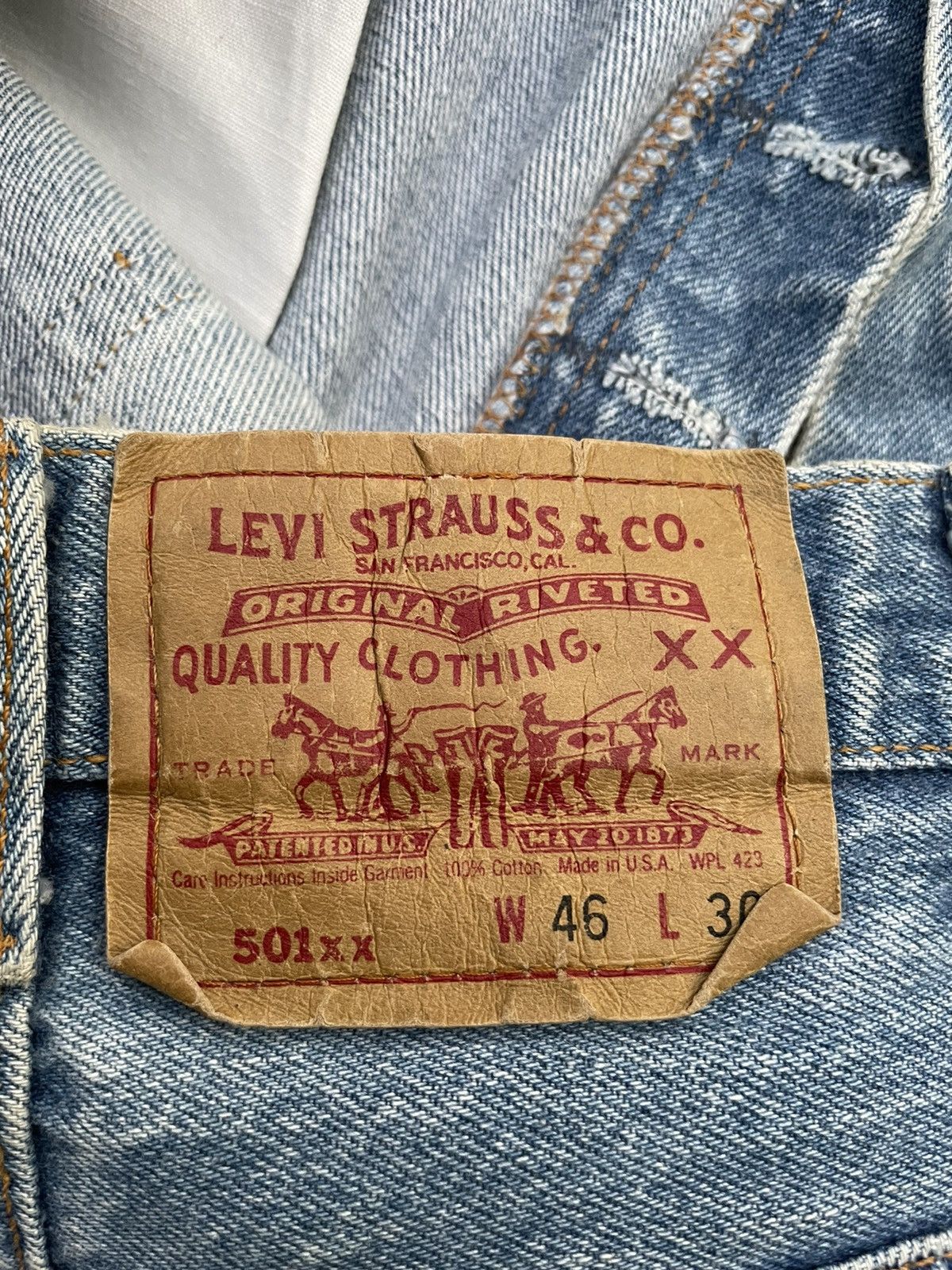Levi's Vintage Levis 501XX Single R USA 1991 Aging Wash Denim Size US 43 - 8 Thumbnail