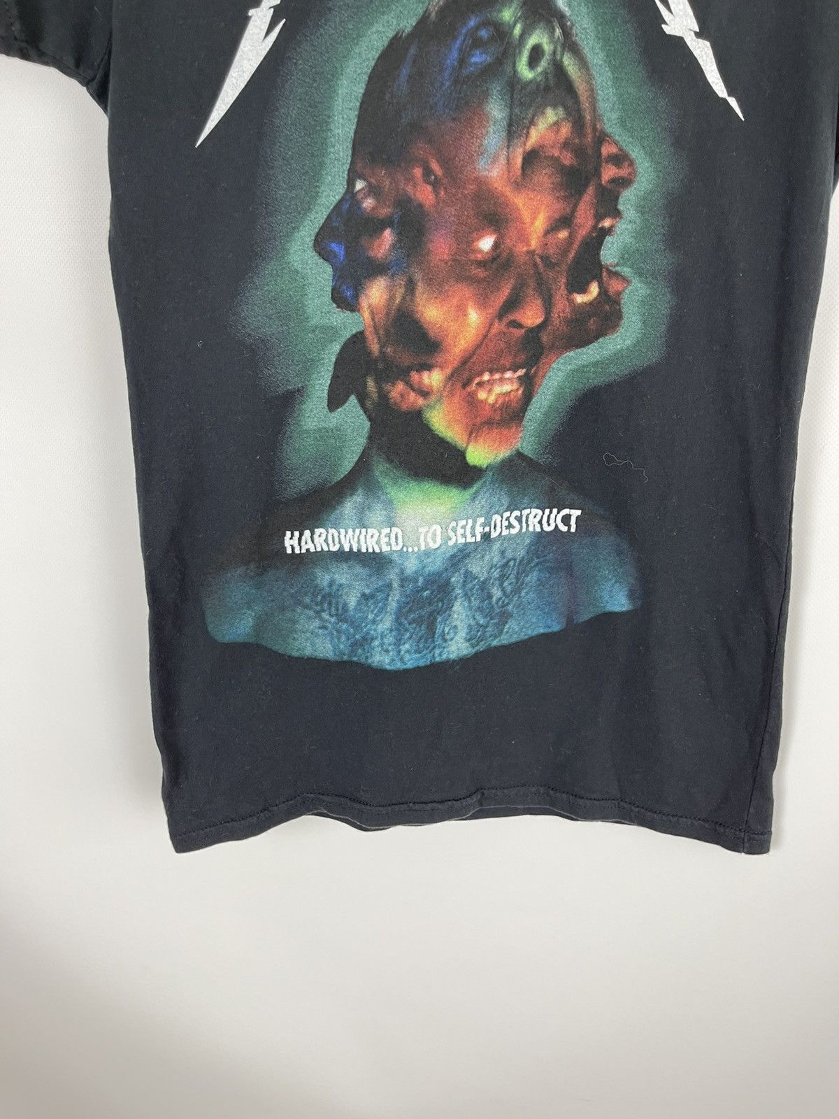 Band Tees Gildan Metallica 2017 Hardwired to self destruct women tee Size M / US 6-8 / IT 42-44 - 5 Thumbnail