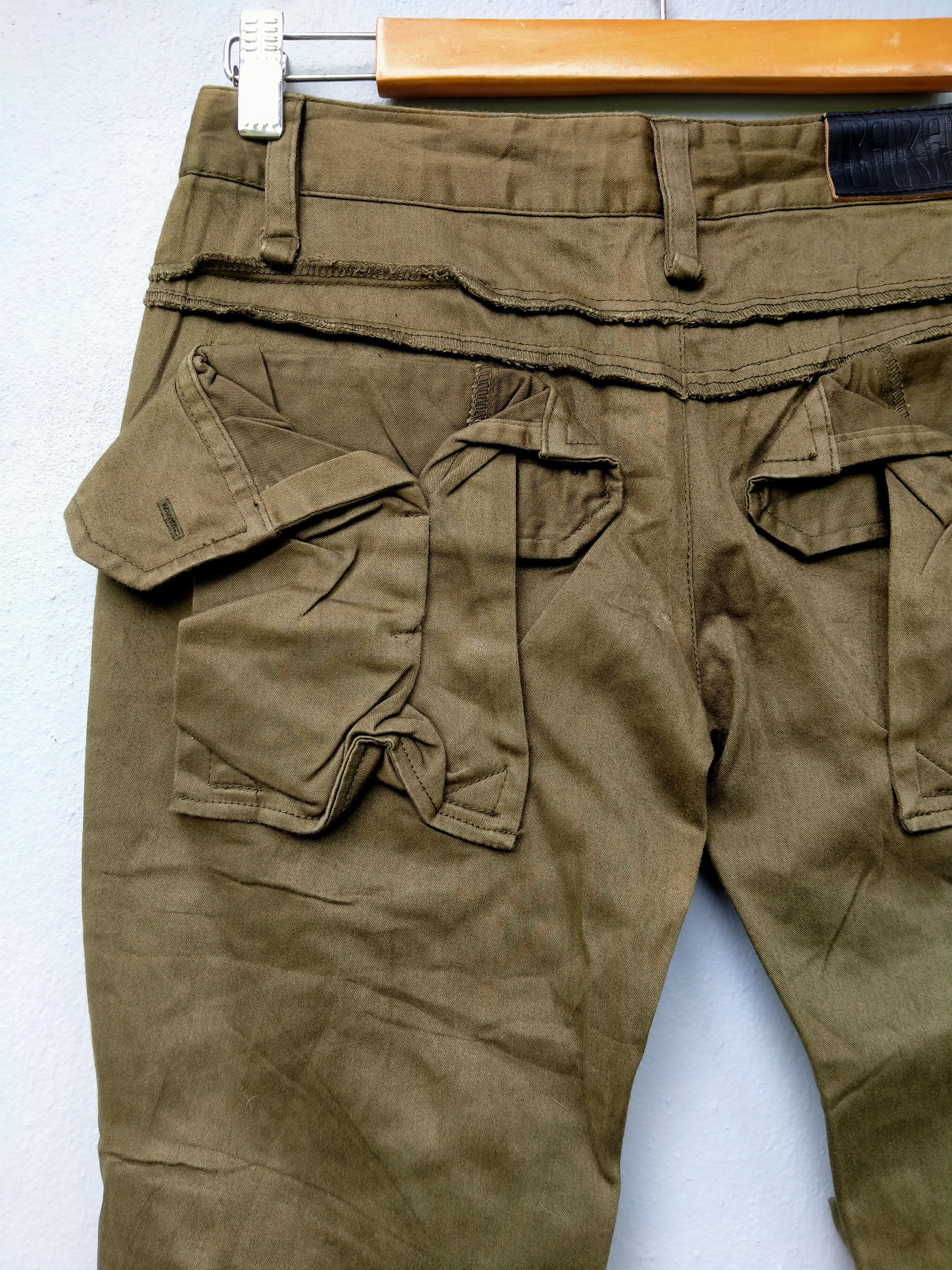 Le Grande Bleu (L.G.B.) Japanese Brand Barak Bondage Low Rise Parachute Trouser Pant Size US 29 - 17 Thumbnail