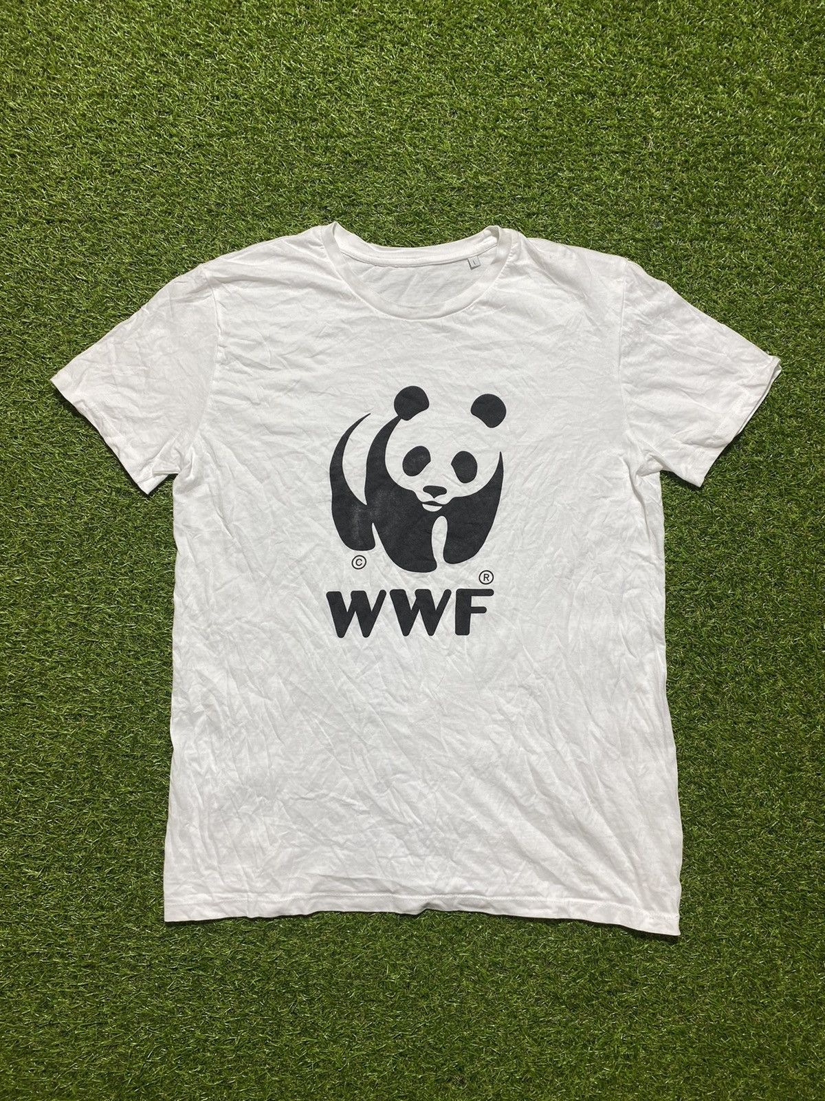 Vintage Vintage Y2k WWF panda tee streetwear animal style size L Size US L / EU 52-54 / 3 - 1 Thumbnail