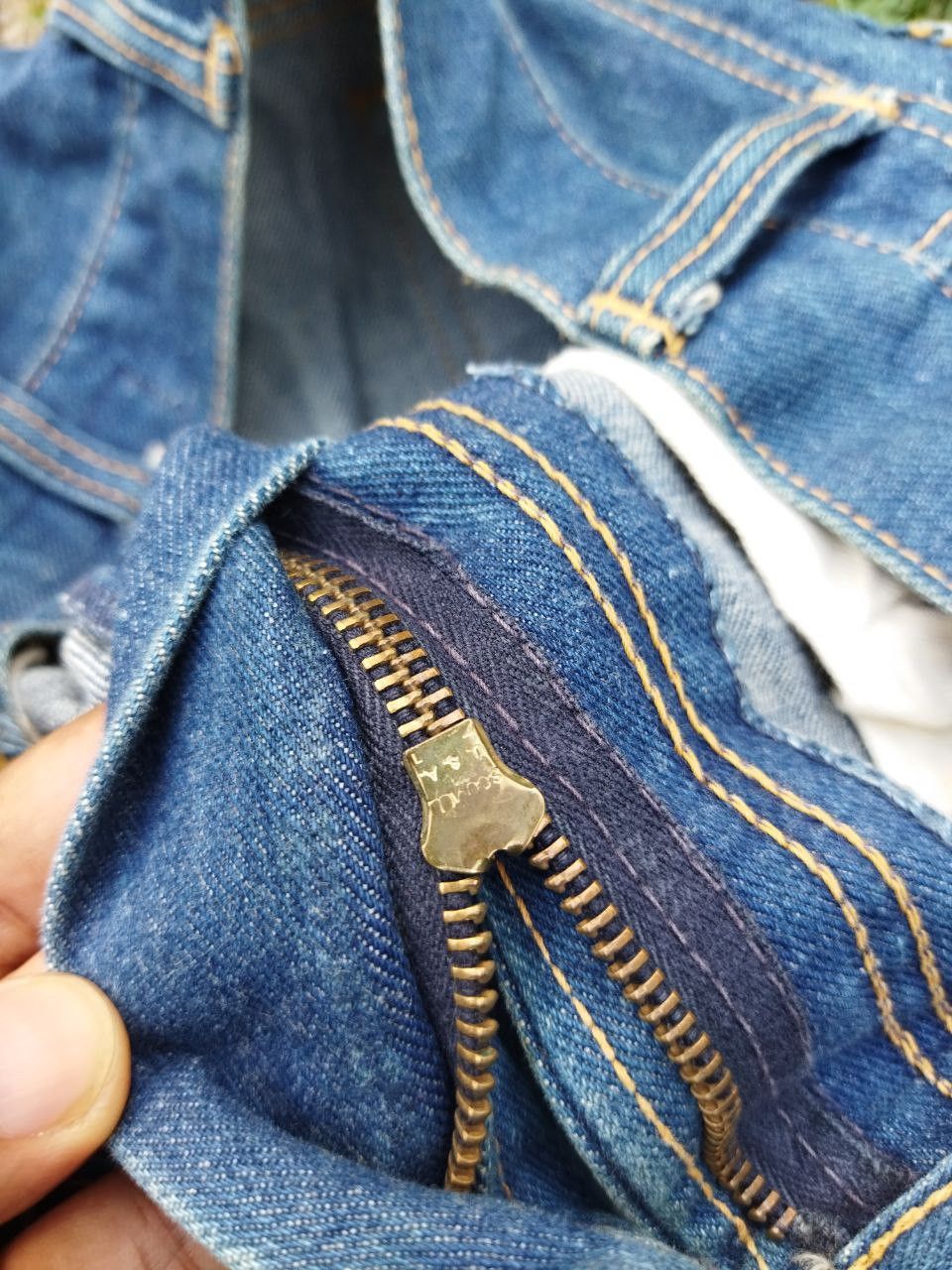 Wrangler Vintage Wrangler Blue Denim Jeans - Size 29 Size US 29 - 7 Thumbnail