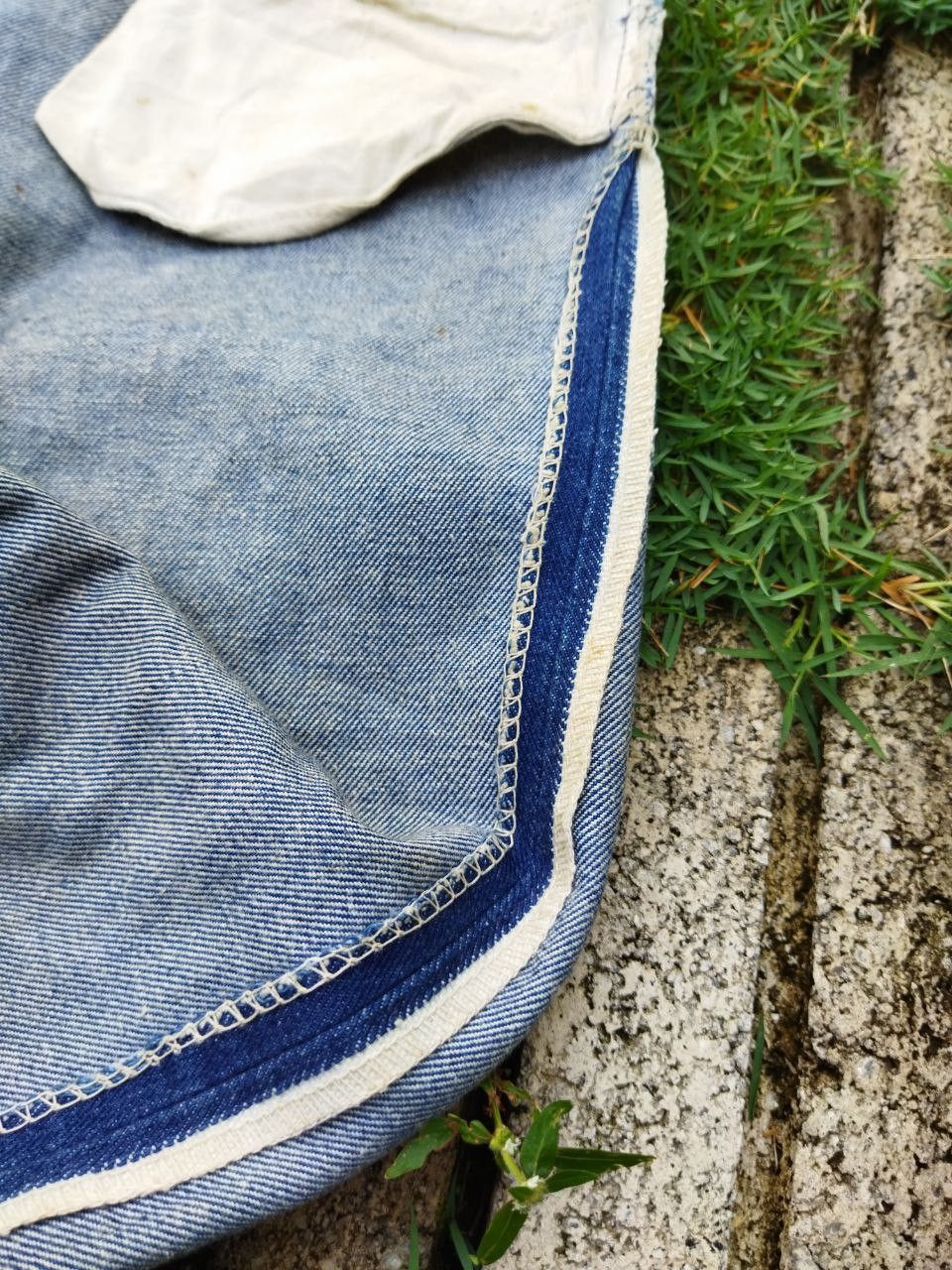 Wrangler Vintage Wrangler Blue Denim Jeans - Size 29 Size US 29 - 16 Thumbnail