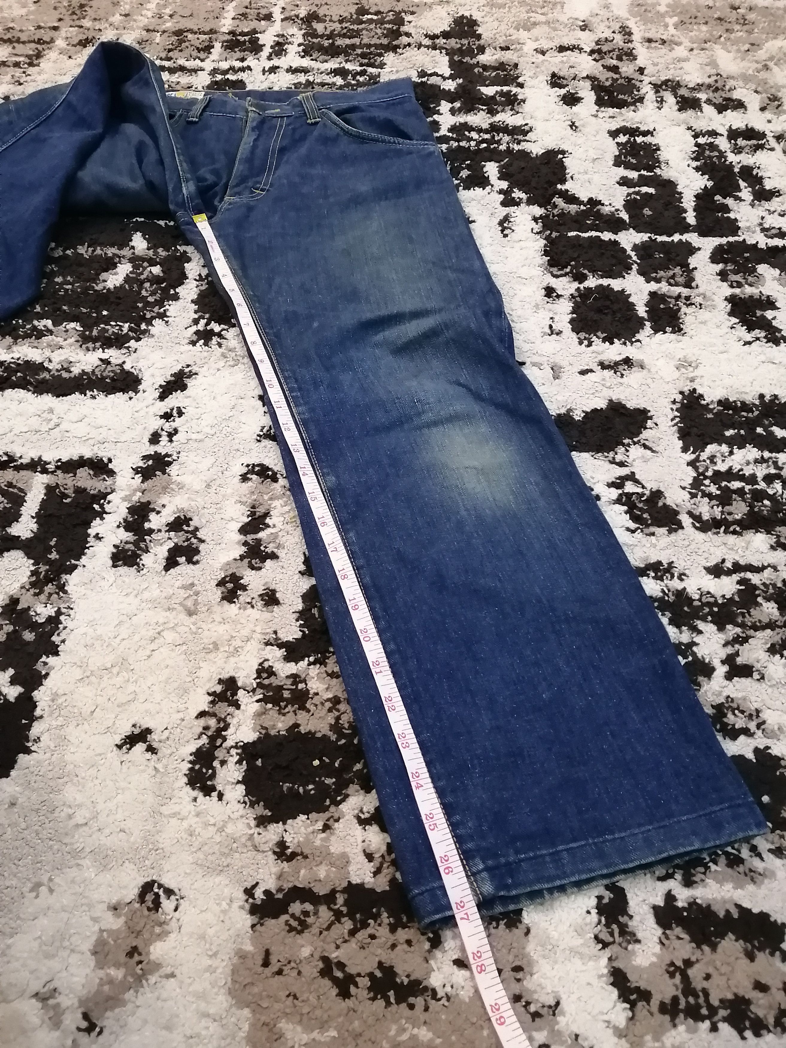 Wrangler Vintage Wrangler Blue Denim Jeans - Size 29 Size US 29 - 24 Thumbnail