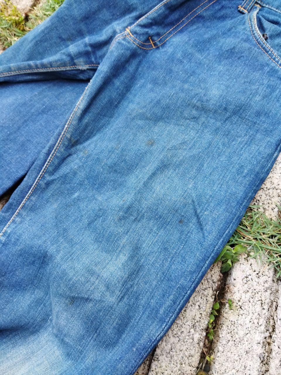 Wrangler Vintage Wrangler Blue Denim Jeans - Size 29 Size US 29 - 13 Thumbnail