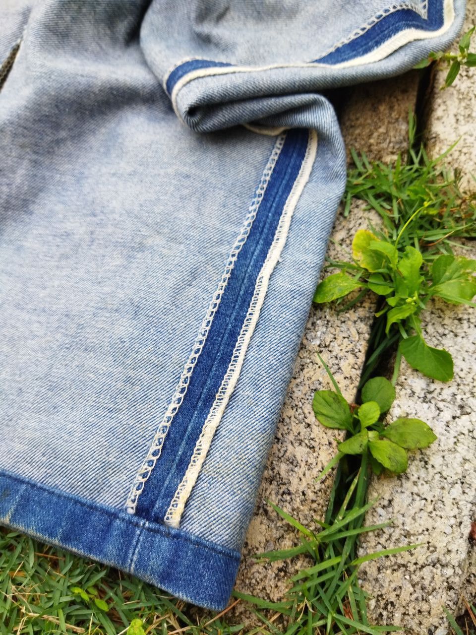 Wrangler Vintage Wrangler Blue Denim Jeans - Size 29 Size US 29 - 17 Thumbnail